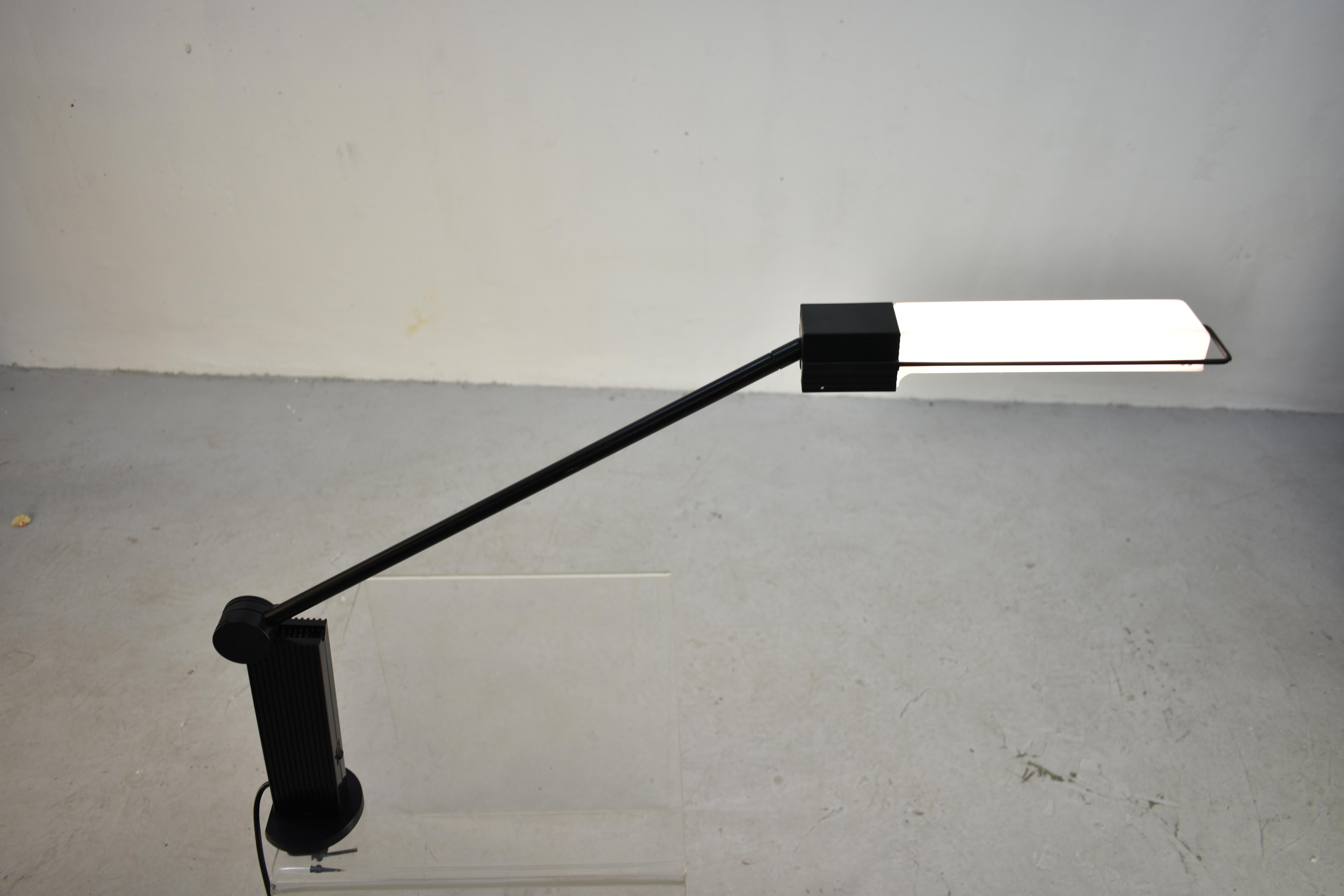 Schreibtischlampe „Alistro“ von Ernesto Gizmondi für Artemide, 1980er Jahre, Italien im Angebot 2