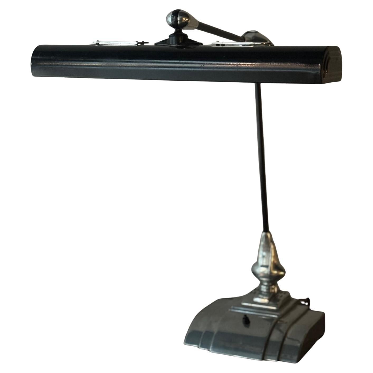 Lampada da tavolo americana del 1928