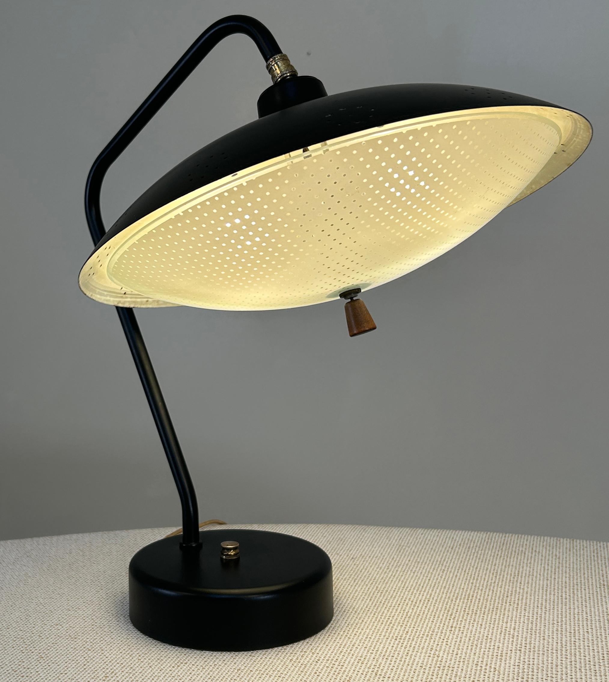 Schreibtischlampe Amerikanisch (Moderne der Mitte des Jahrhunderts) im Angebot