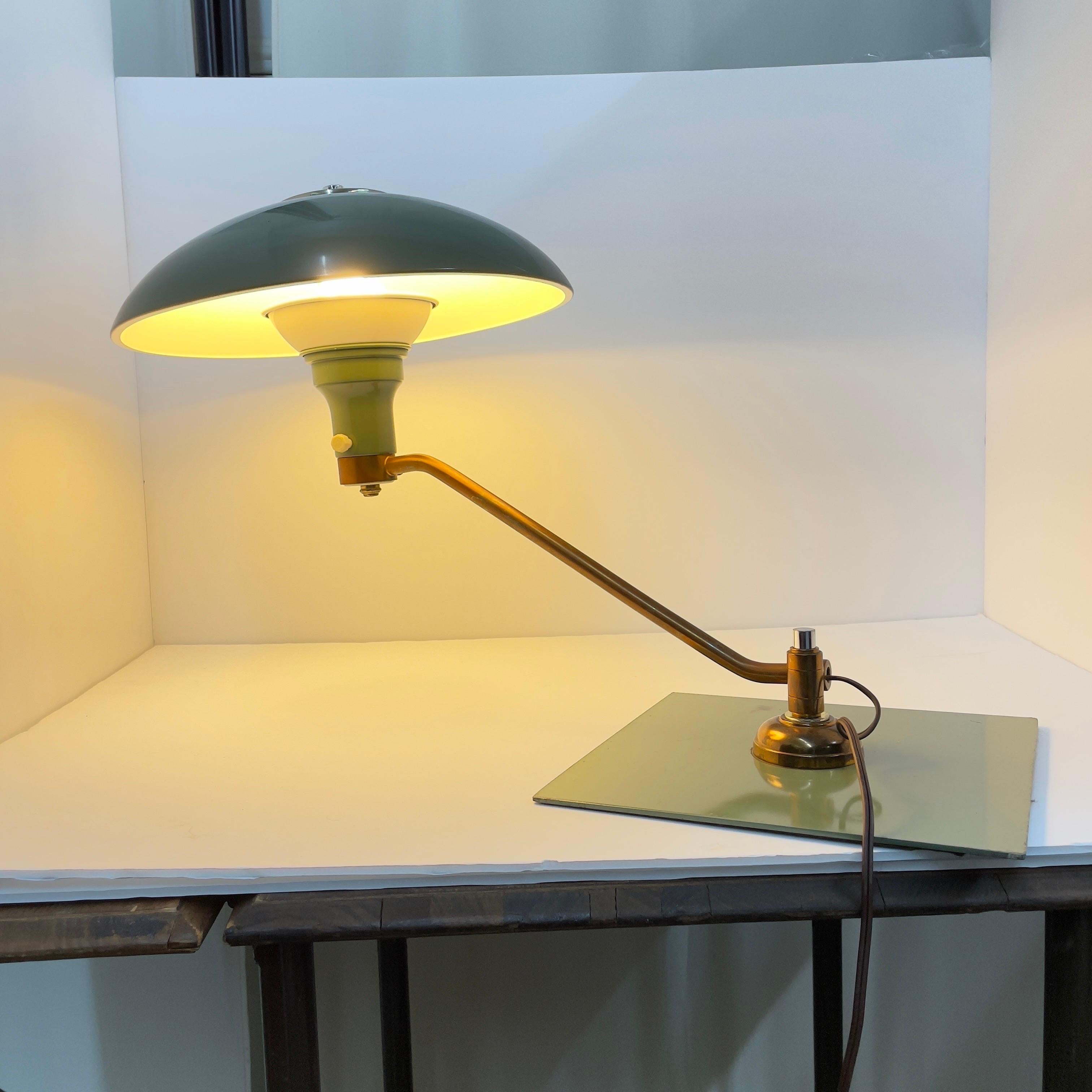 Desk Lamp attributed to M.G. Wheeler's Sight Light Saucer Lamp For Sale 5