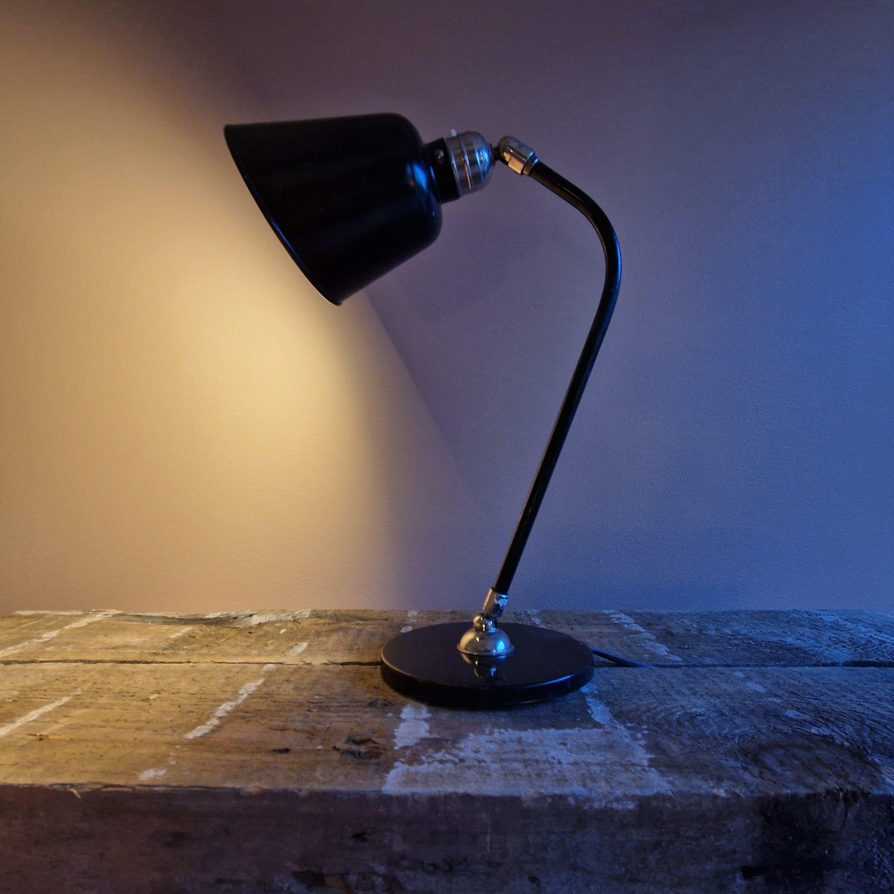 Schreibtischlampe, Bauhaus, Deutschland, 1930er Jahre im Zustand „Gut“ im Angebot in Stockholm, SE