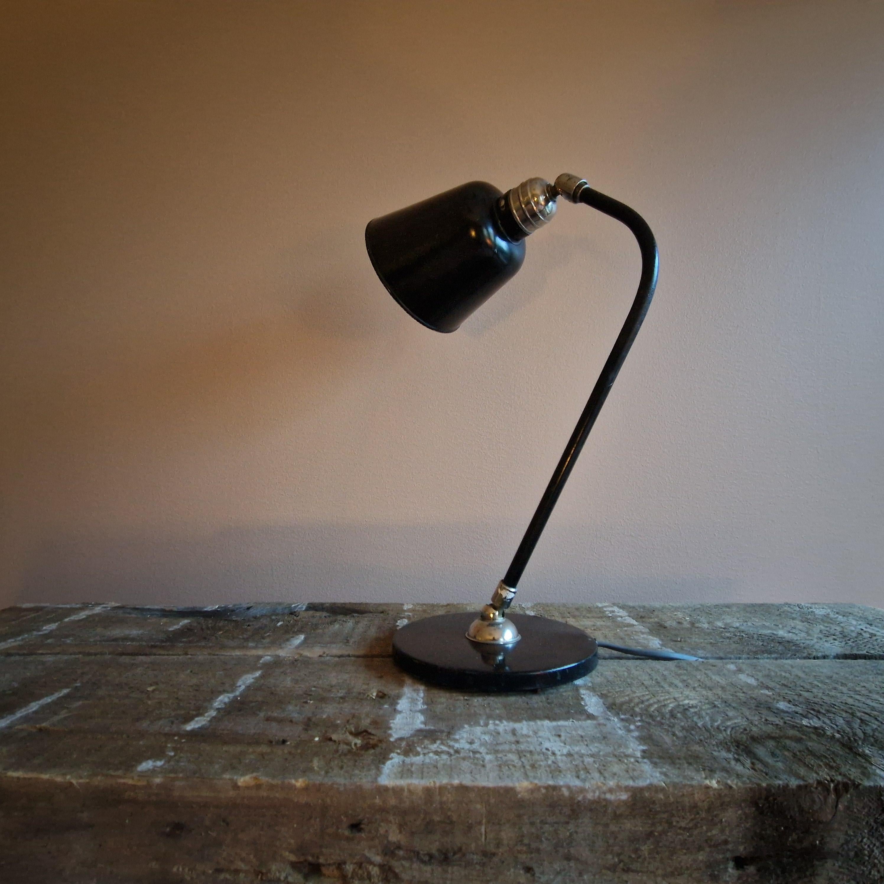 Schreibtischlampe, Bauhaus, Deutschland, 1930er Jahre (Metall) im Angebot
