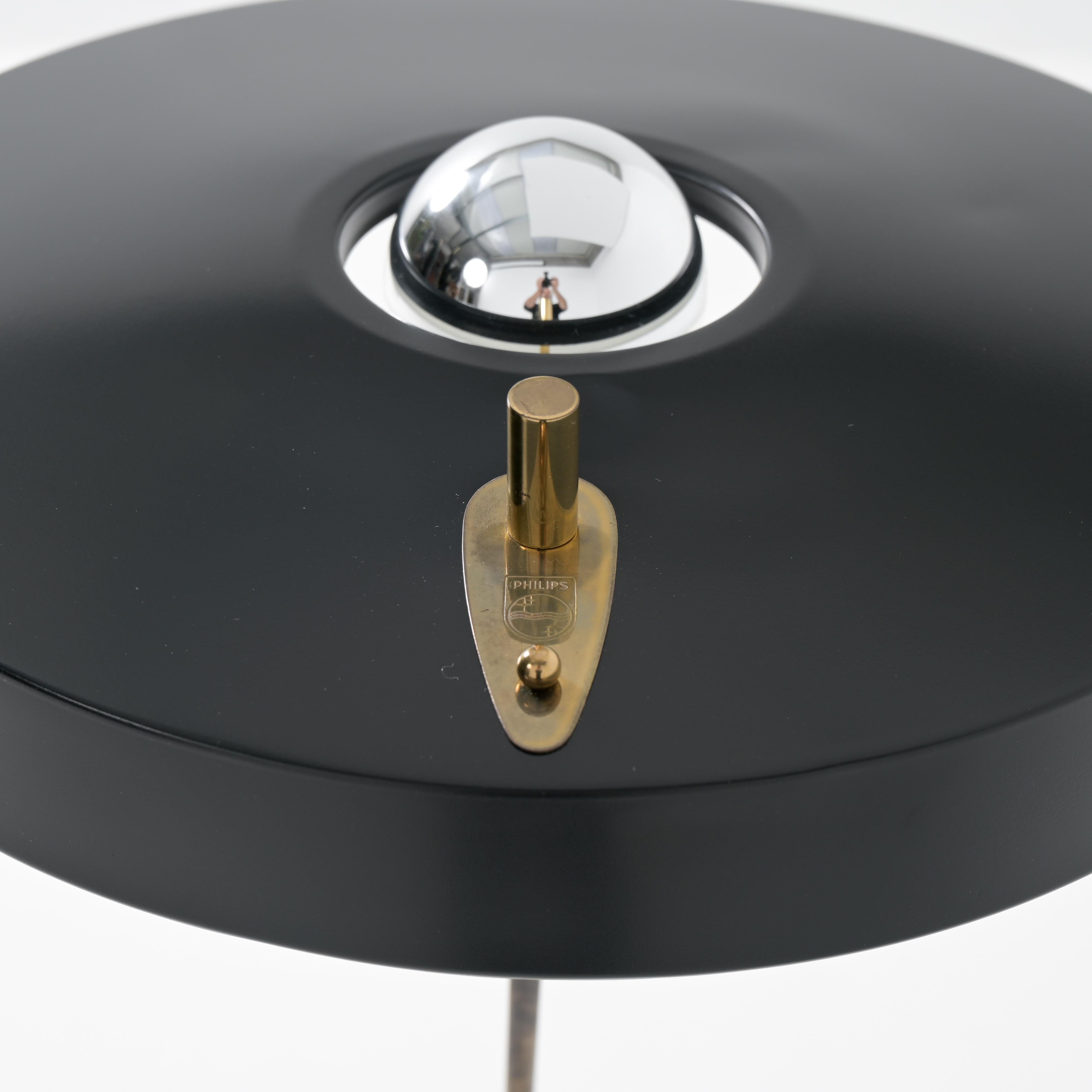 Lámpara de escritorio de Louis Kalff para Philips, 1955 en venta 5