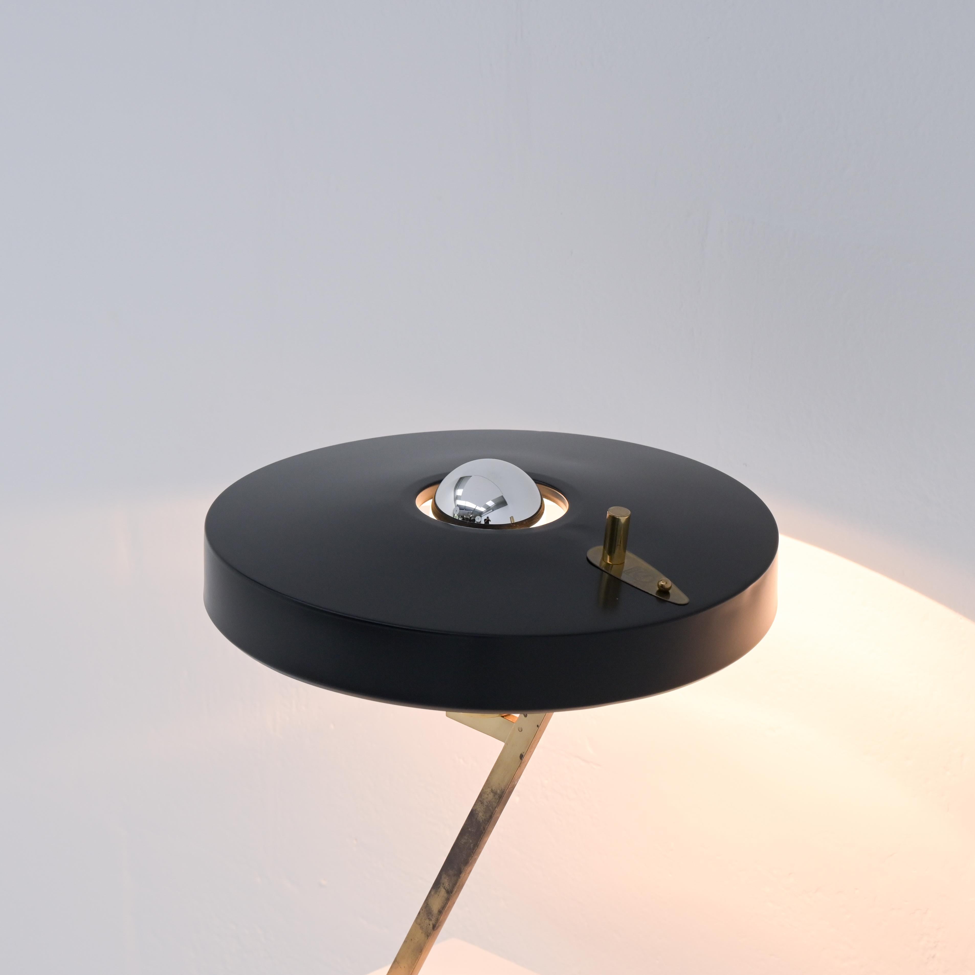 Lámpara de escritorio de Louis Kalff para Philips, 1955 en venta 1