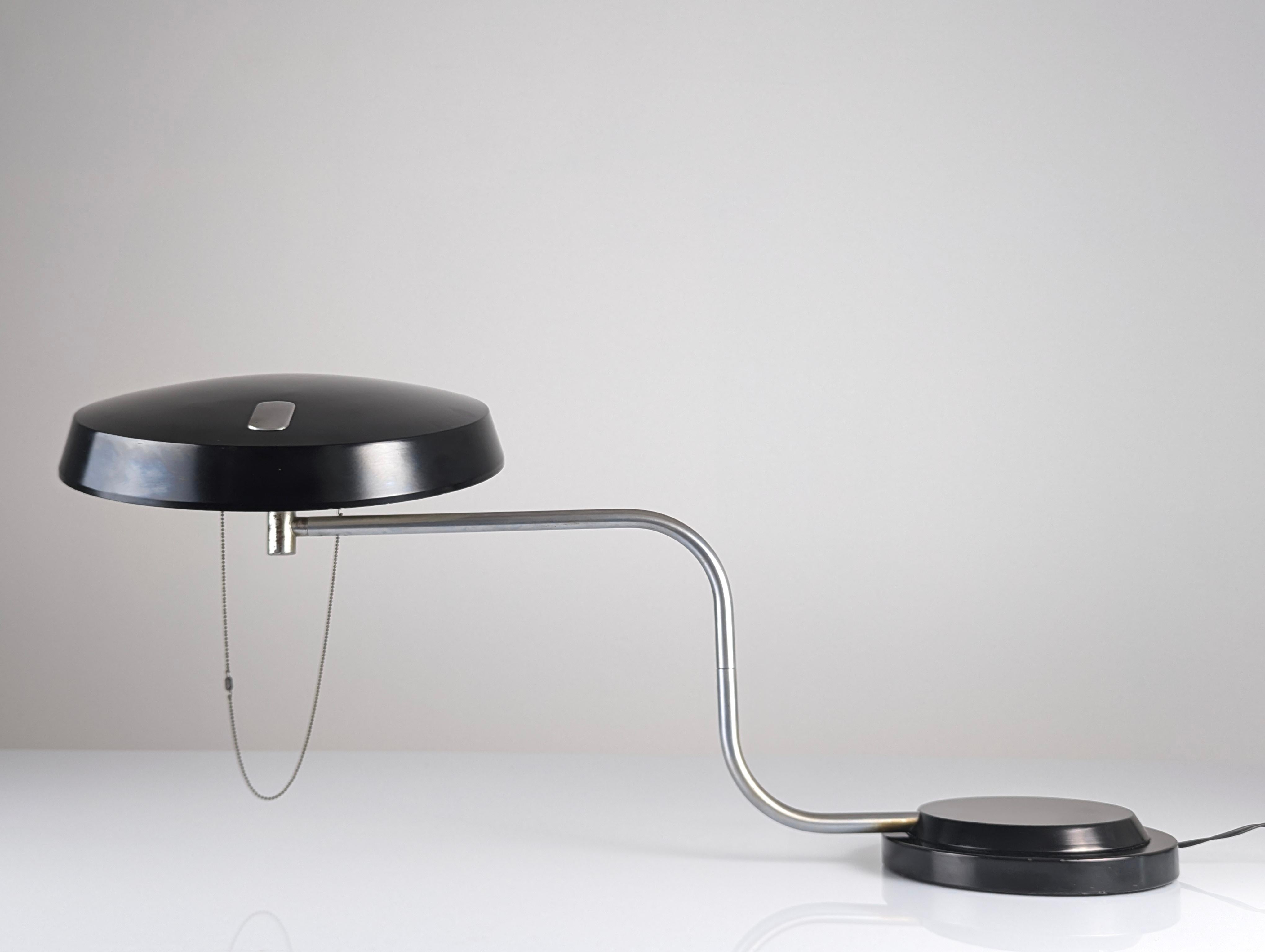 Metà XX secolo Lampada da tavolo per Galaxia di Enrique Aparicio, Delta Gold Design Award 1962 in vendita