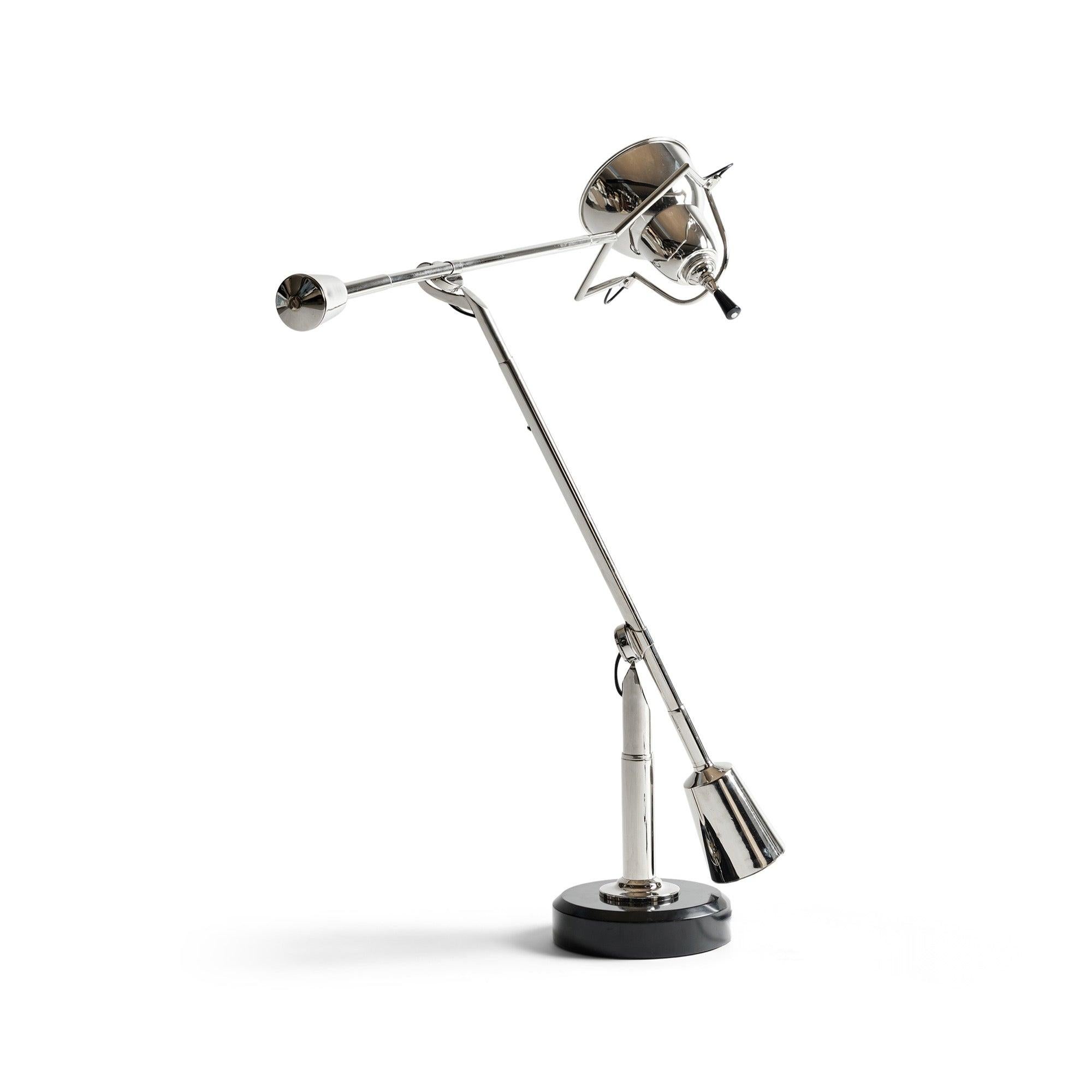 Eine identische Reproduktion der originalen Architekten-Schreibtischlampe mit gegengewichtigem, doppeltem Gelenkarm (22