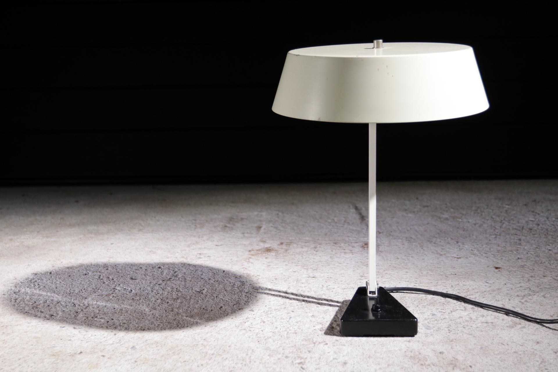 Mid-Century Modern Desk Lamp H. Th. J. A. Busquet for Hala 1950s No. 135