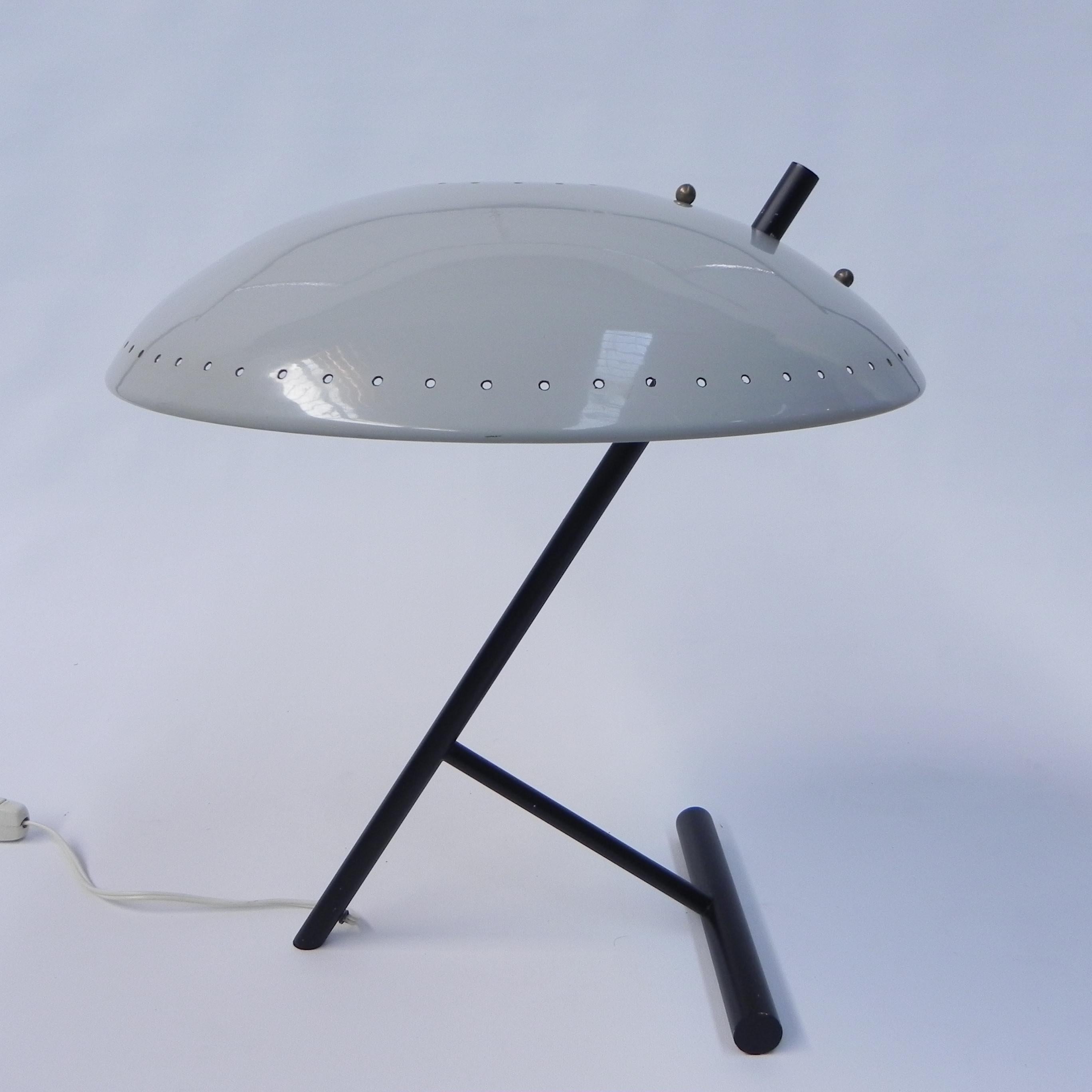 Desk lamp Louis Kalff In Good Condition For Sale In EINDHOVEN, NL