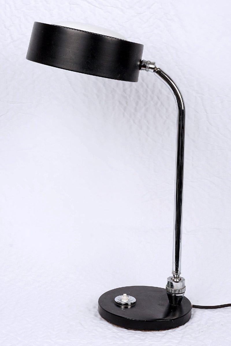 Métal Lampe de bureau - Maison Jumo - Modèle 900 - Période : 20e siècle - vers 1973 en vente