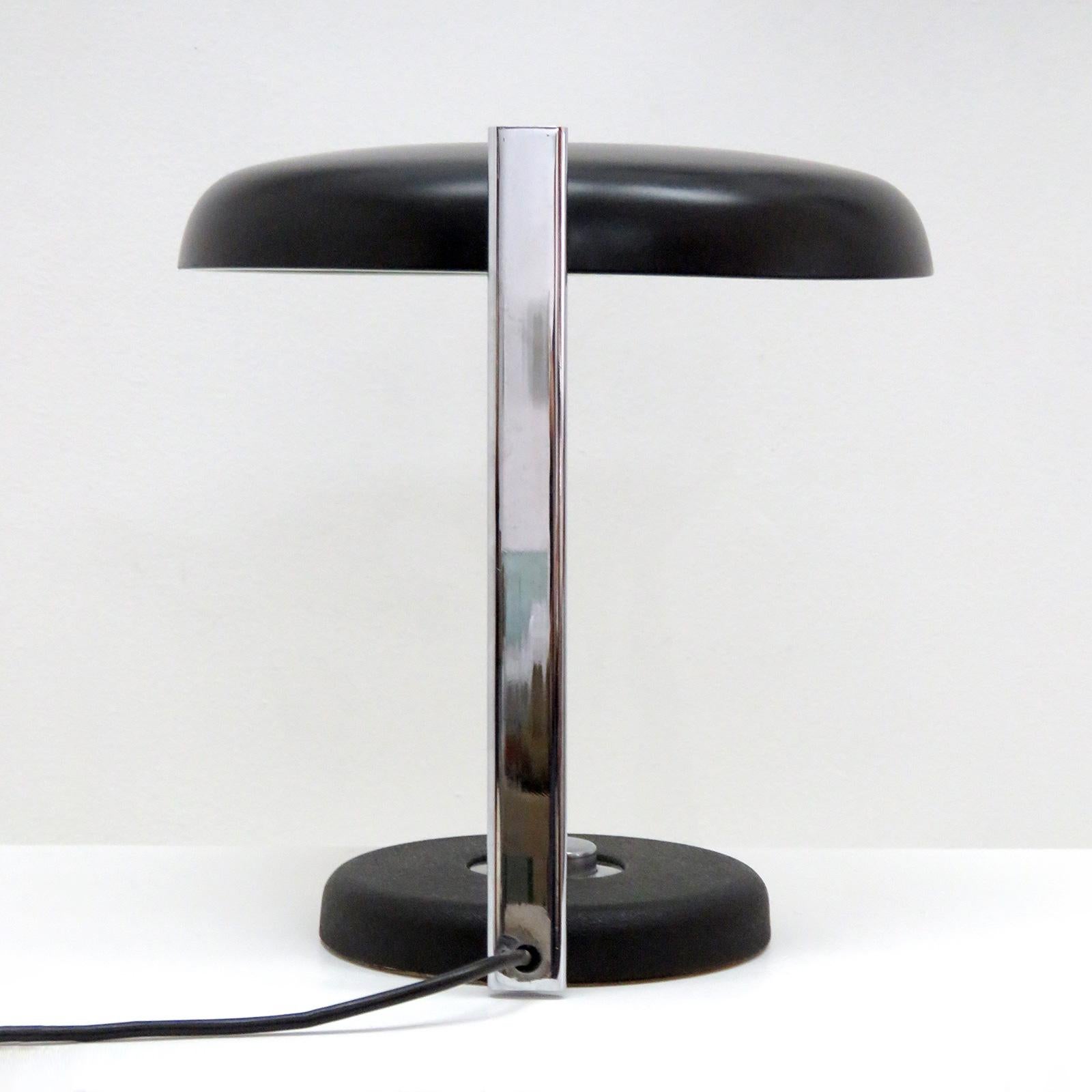 Desk Lamp 'Oslo' by Heinz Pfänder for Hillebrand, 1962 In Good Condition In Los Angeles, CA