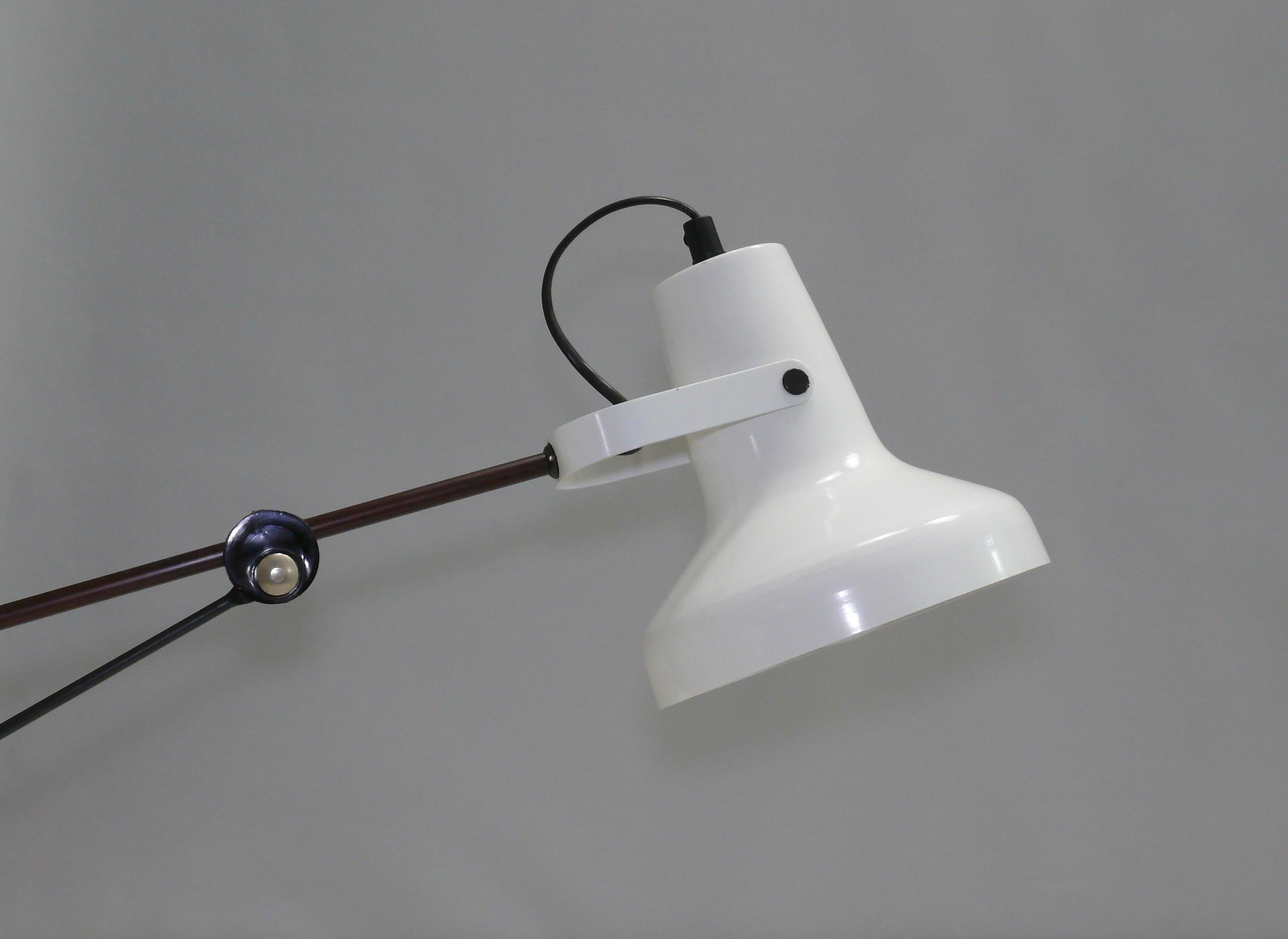 Desk Lamp with Adjustable Shade, Germany, 1960s In Good Condition For Sale In Schwerin, MV
