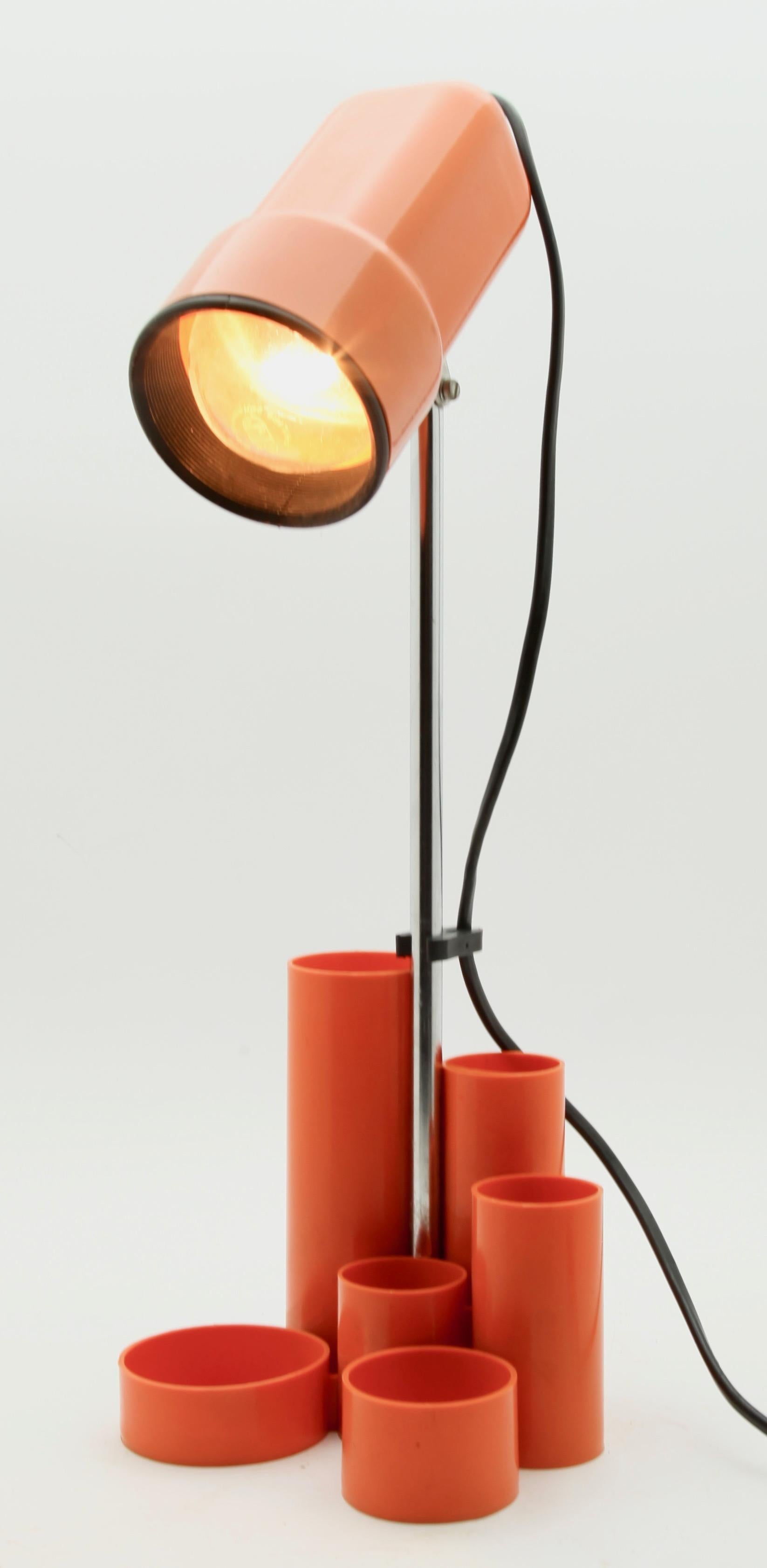 Mid-Century Modern Desk Lamp with Pen-Holders in Bright Plastic, Chrome and Enameled Parts '1960s'