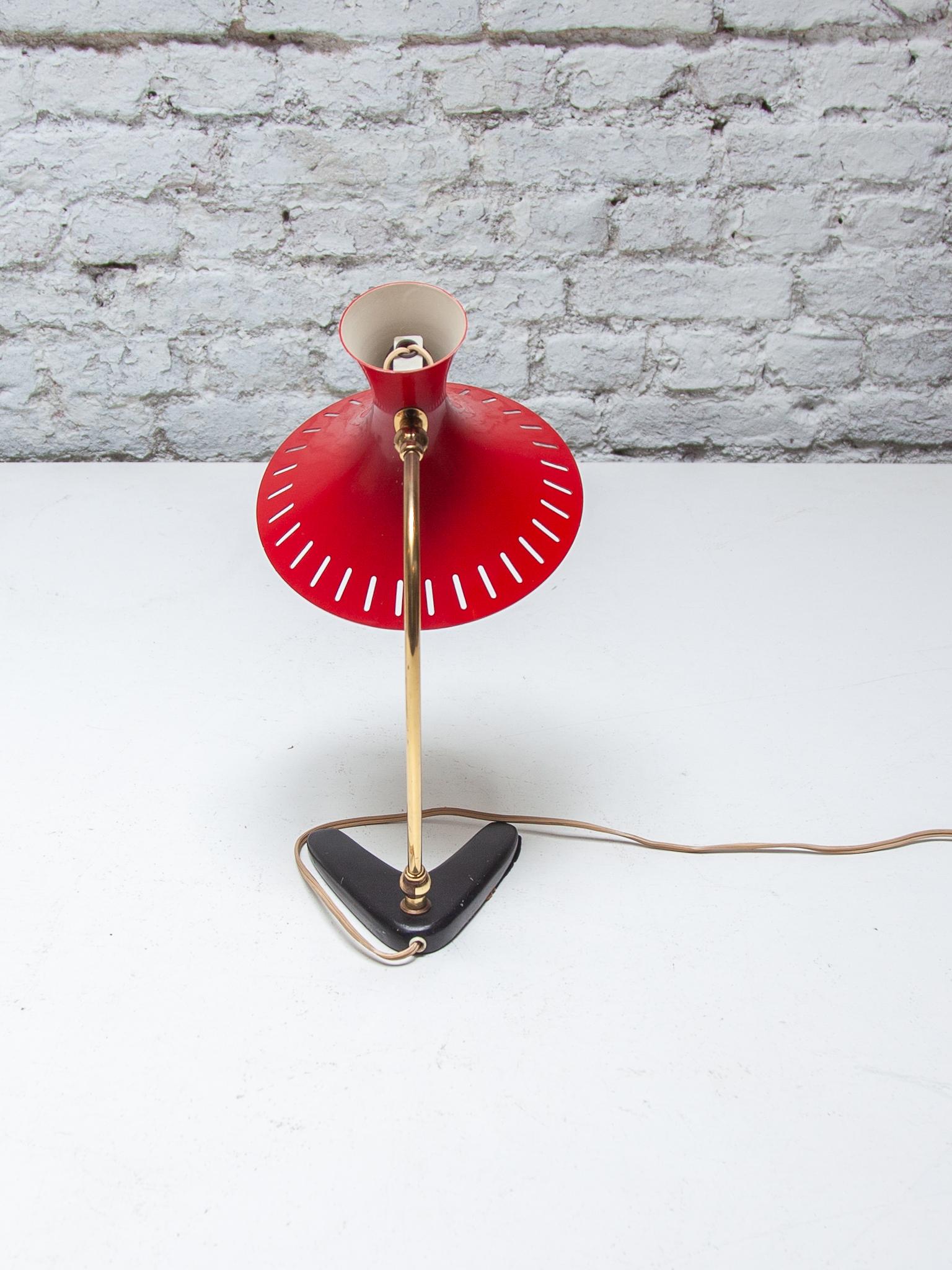 Lampada da scrivania con paralume rosso Mid Century Modern di Stilux Milano, anni '50 in vendita 7