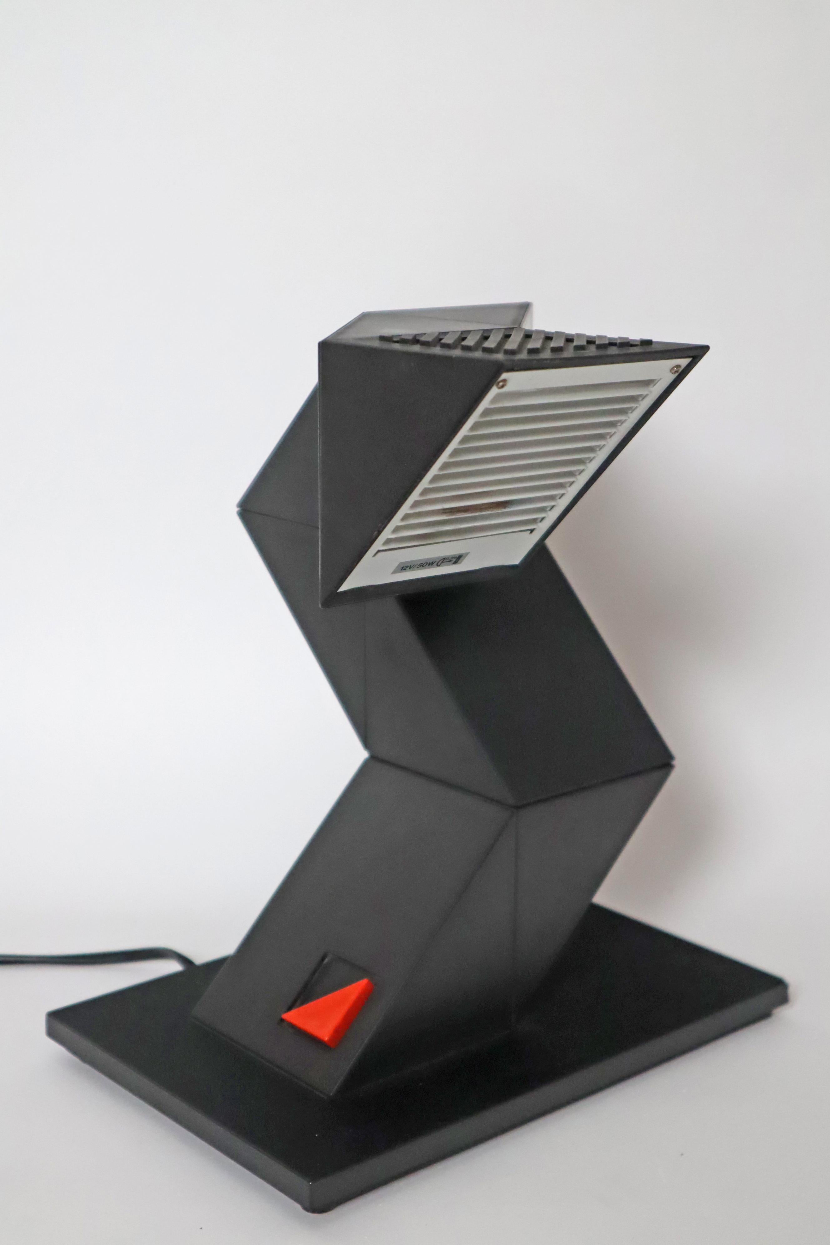 Plastic Desk Lamp Zickzack Z Lamp by Brilliant Leuchten Belgium For Sale