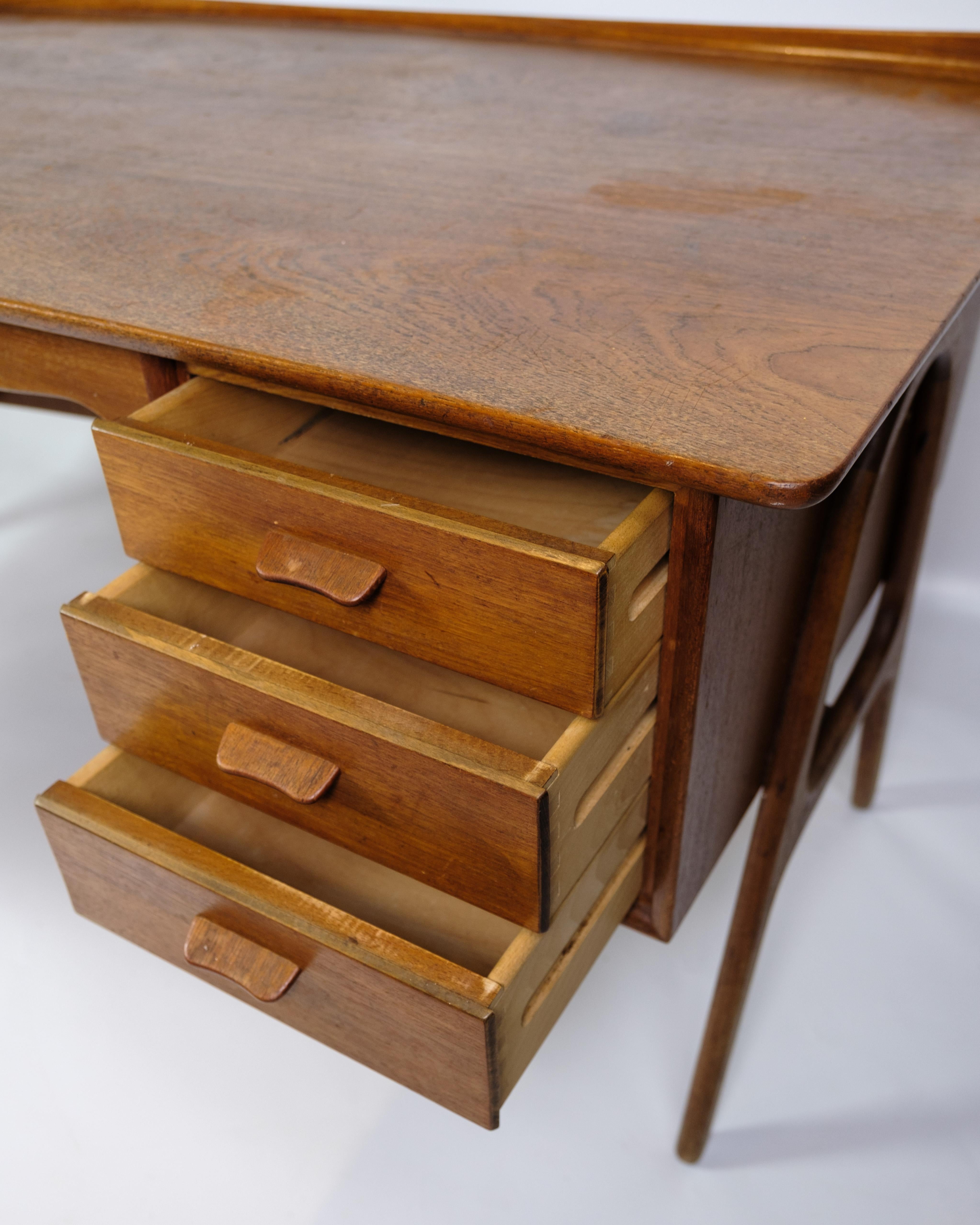 Desk Made In Teak By Svend Aager Madsen For Sigurd Hansen From 1960s In Good Condition For Sale In Lejre, DK