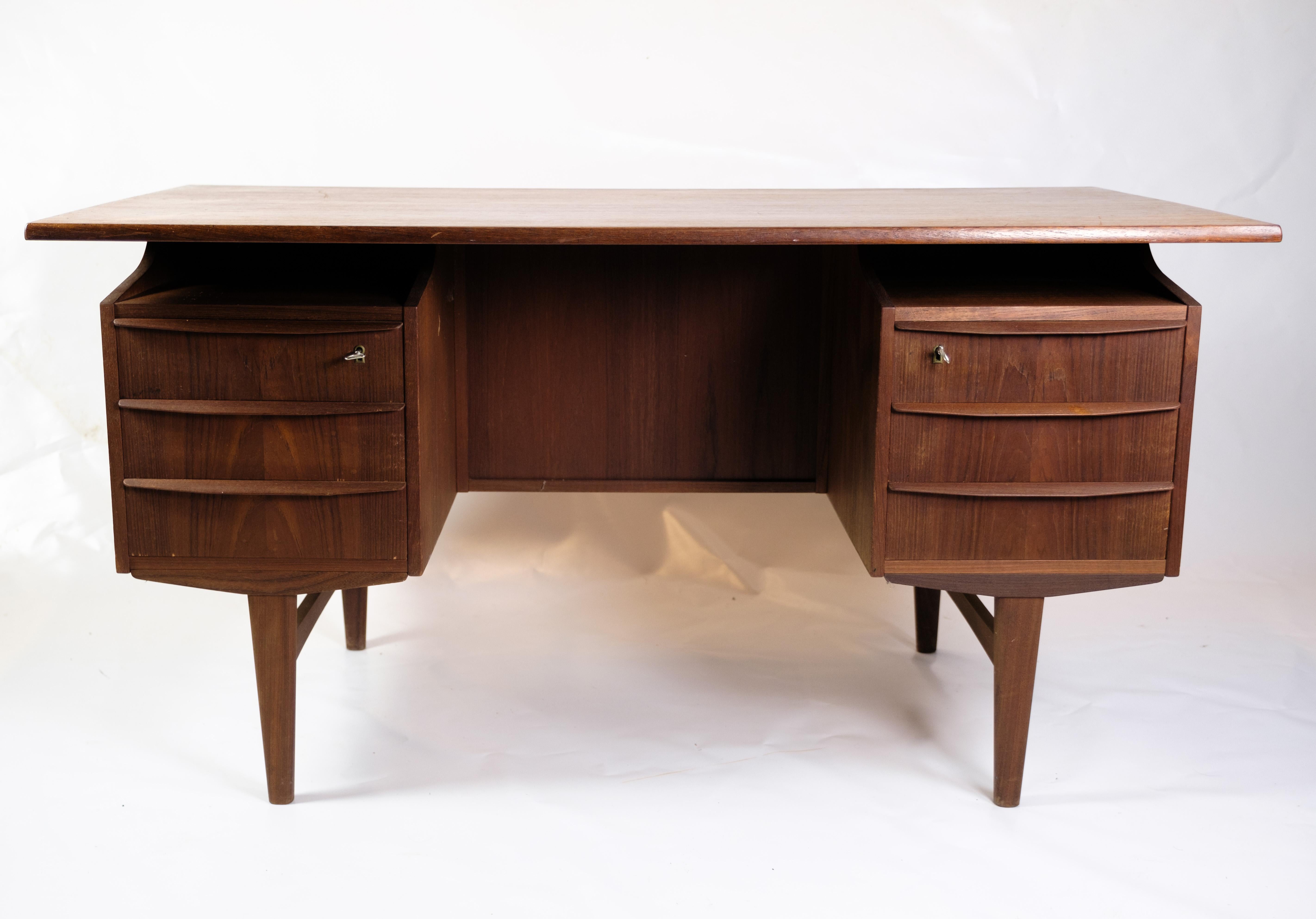 Mid-Century Modern Desk Made In Teak Designed With A Floating TableTop From 1960s For Sale