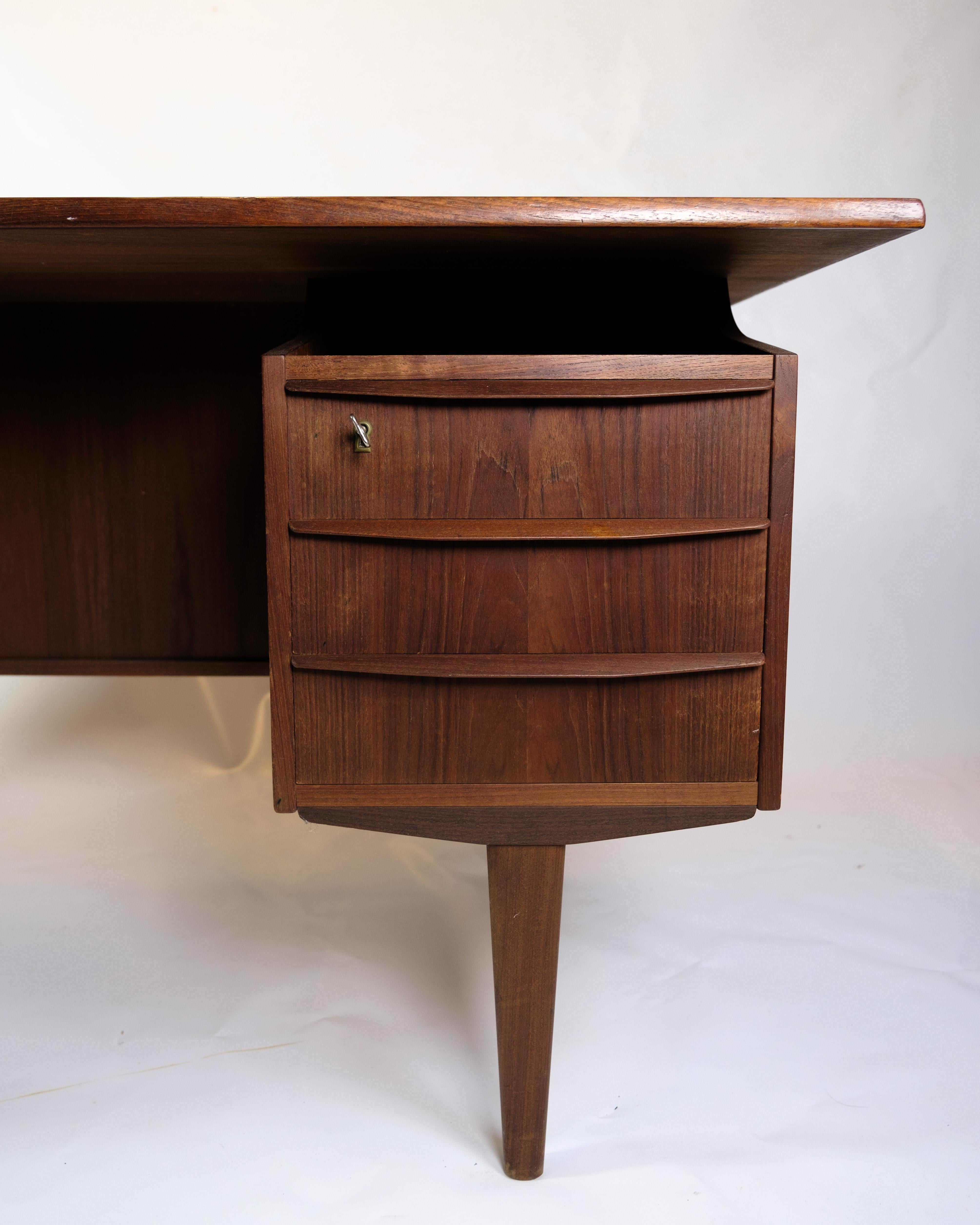 Desk Made In Teak Designed With A Floating TableTop From 1960s For Sale 1