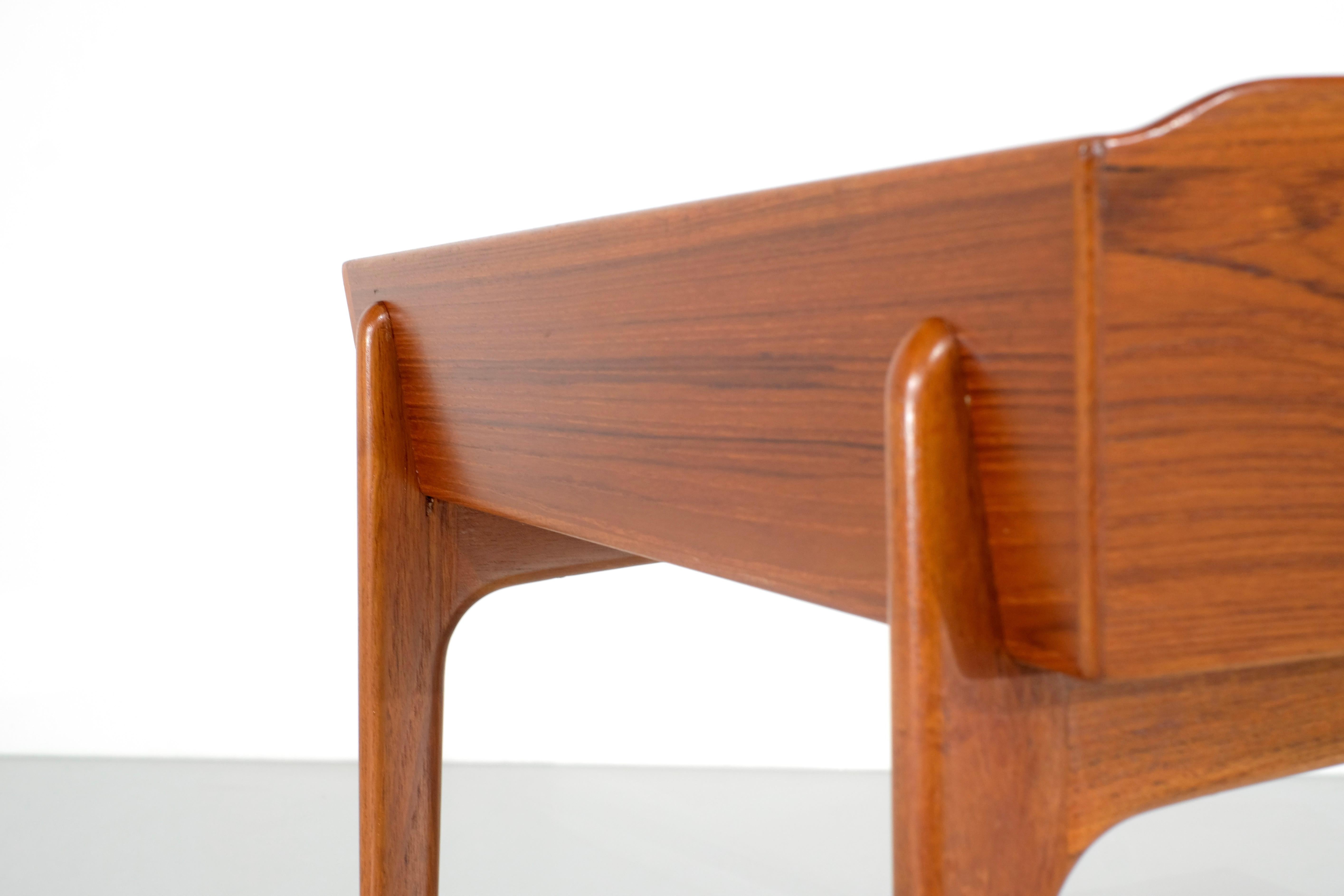 Wood Desk Model 200 by Svend Åge Madsen for Sigurd Hansen, Denmark 1958. For Sale