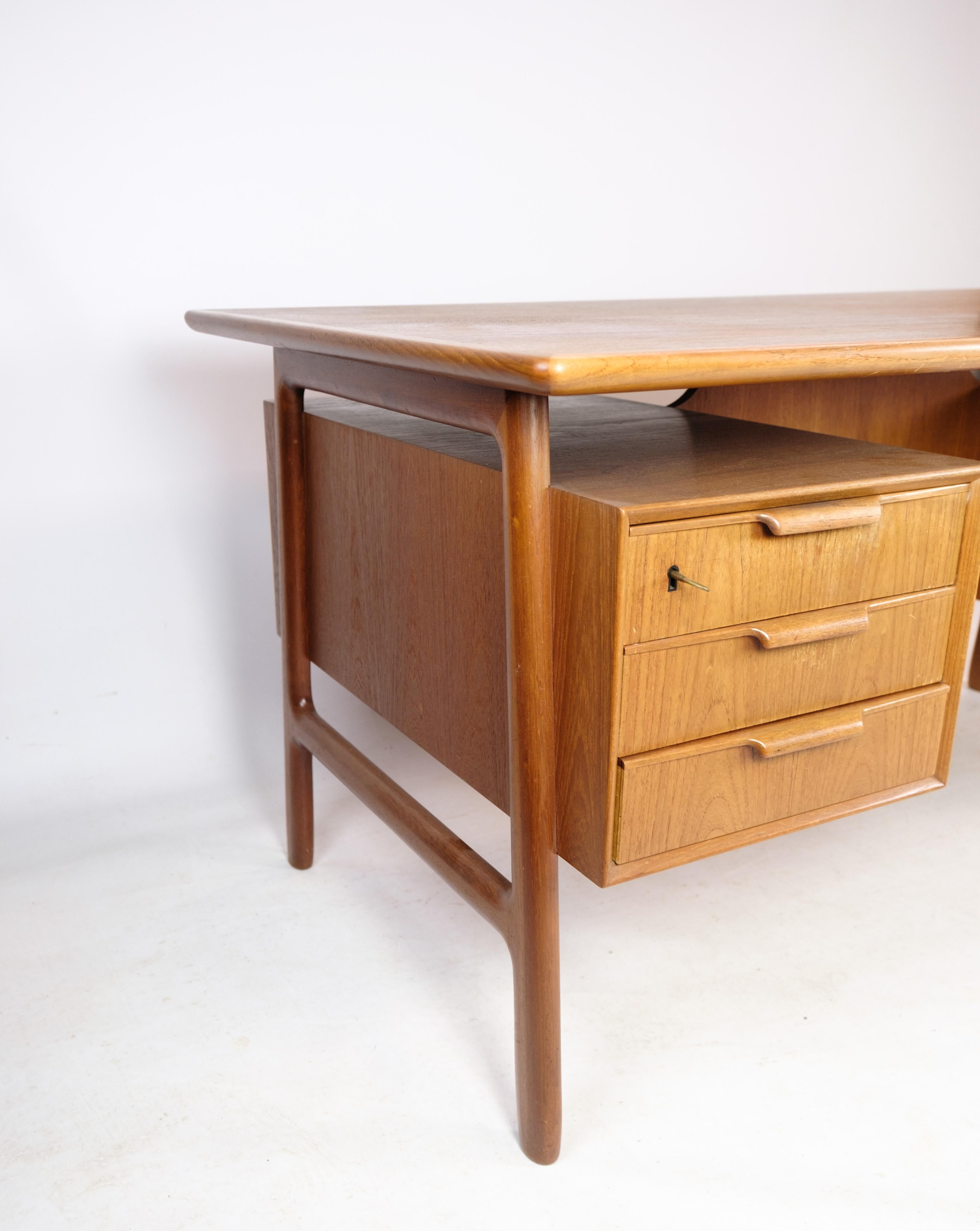 Schreibtisch Modell 75 aus Teakholz, hergestellt von Omann Junior Møbelfabrik aus den 1960er Jahren im Angebot 7