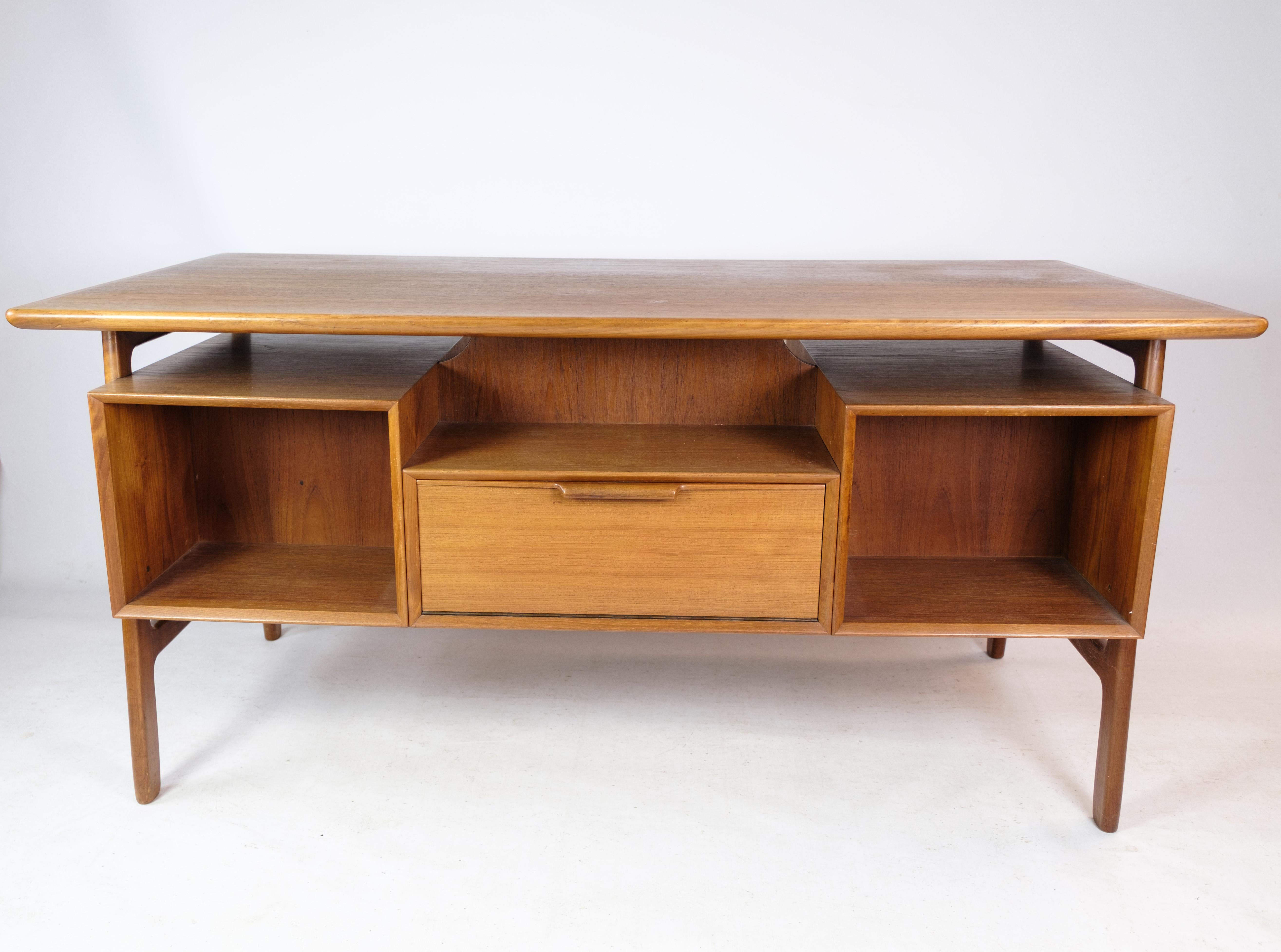 Schreibtisch Modell 75 aus Teakholz, hergestellt von Omann Junior Møbelfabrik aus den 1960er Jahren im Angebot 3