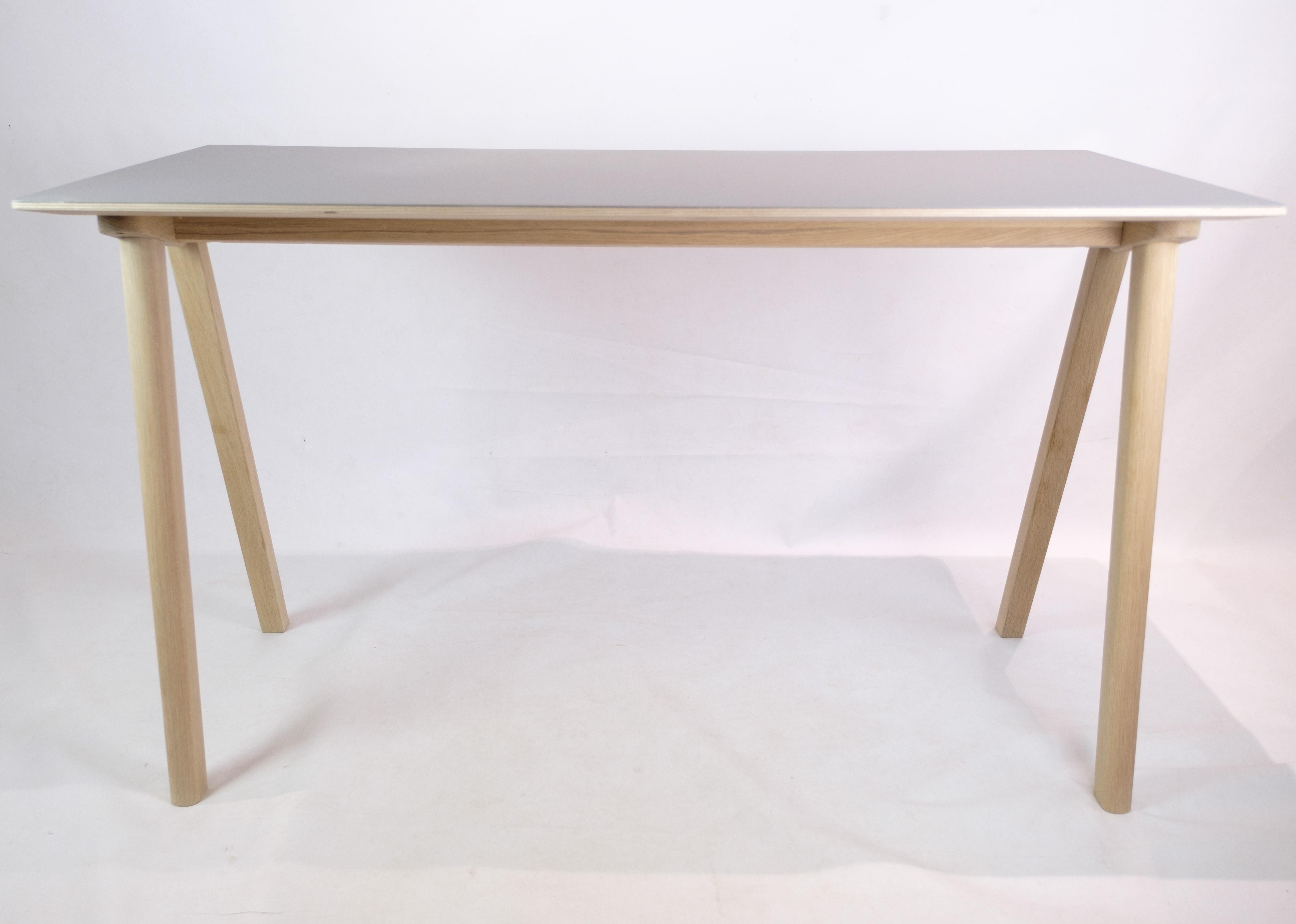 Danish Desk model Copenhague CPH90 in oak designed by Ronan & Erwan Bouroullec, 1990s For Sale