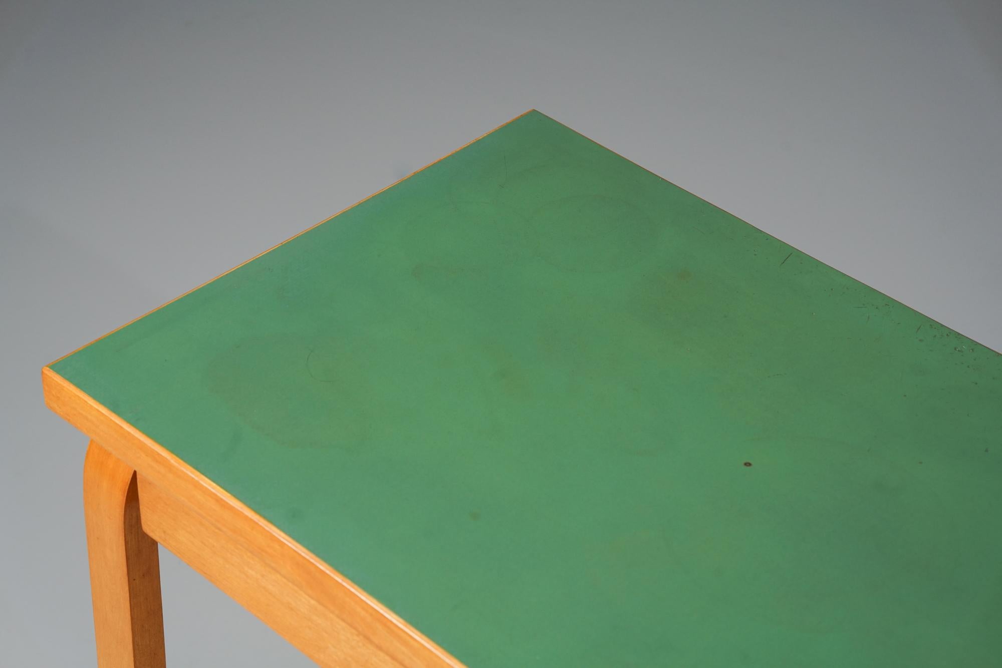 Finnish Desk Model K81, Alvar Aalto, Oy Huonekalu- ja Rakennustyötehdas Ab, 1950/1960s