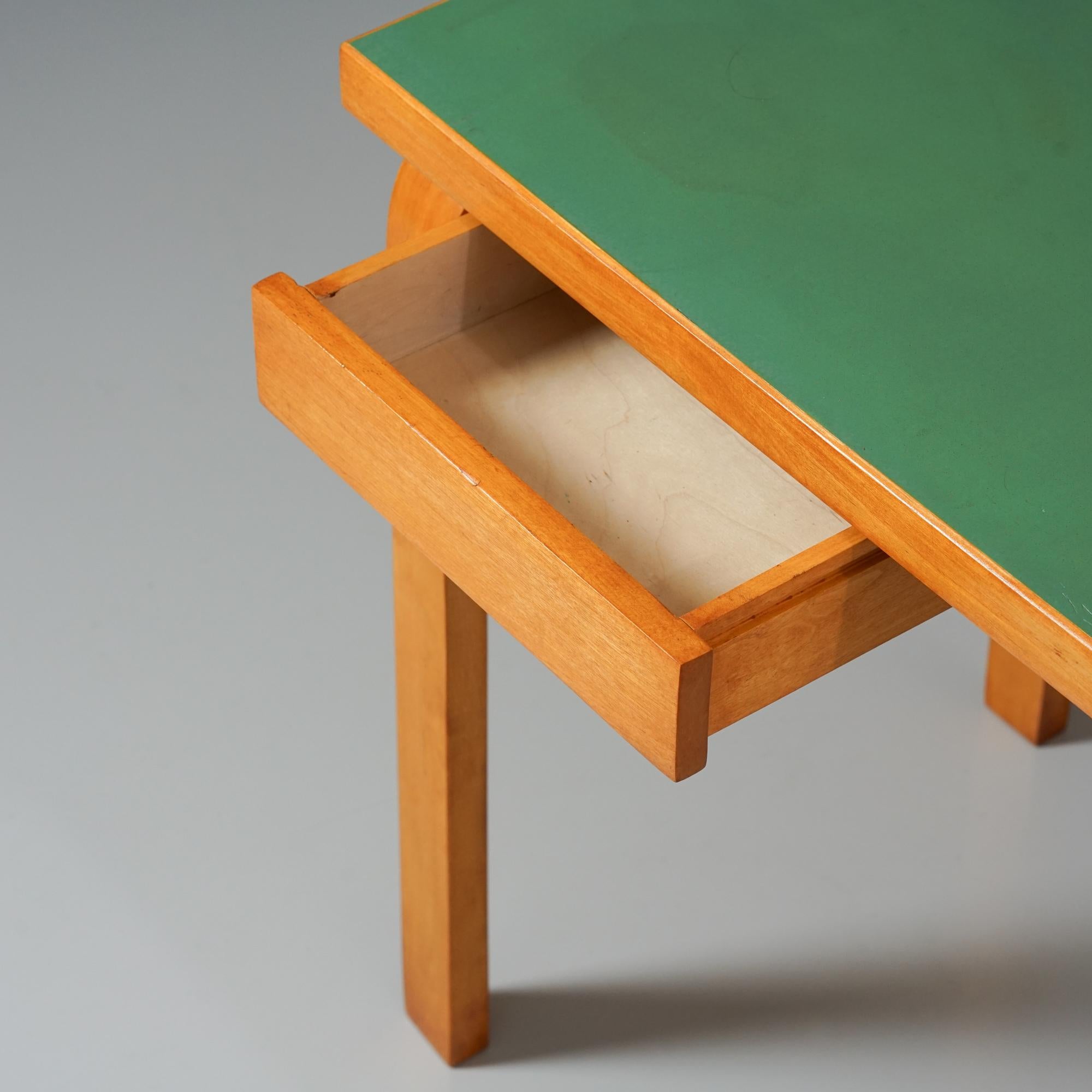 Mid-20th Century Desk Model K81, Alvar Aalto, Oy Huonekalu- ja Rakennustyötehdas Ab, 1950/1960s