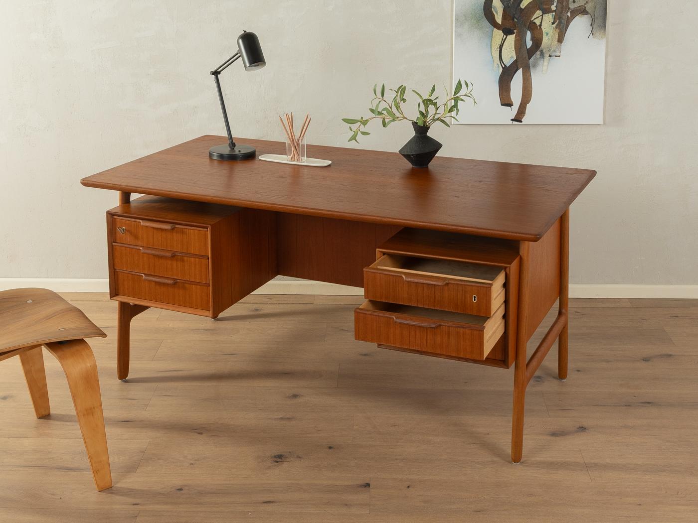 Scandinavian Modern  Desk Model Nr. 75, Omann Jun.  For Sale