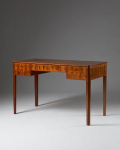 Desk "Nefertiti" Designed by Carl Malmsten, Sweden, 1947