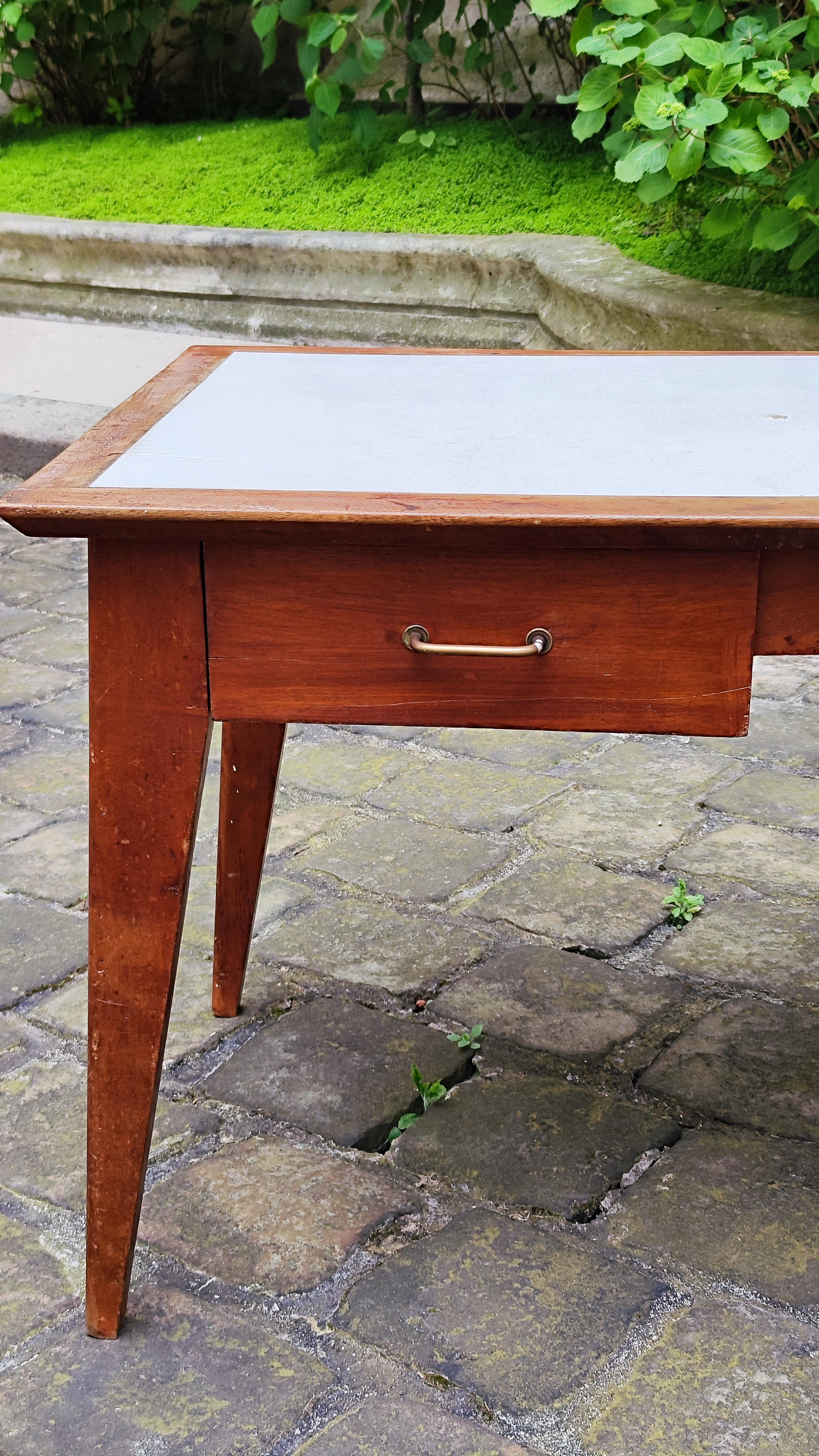 Desk of University Residence in France, Jean Zay, 1950, Roger Landault In Distressed Condition For Sale In Paris, FR