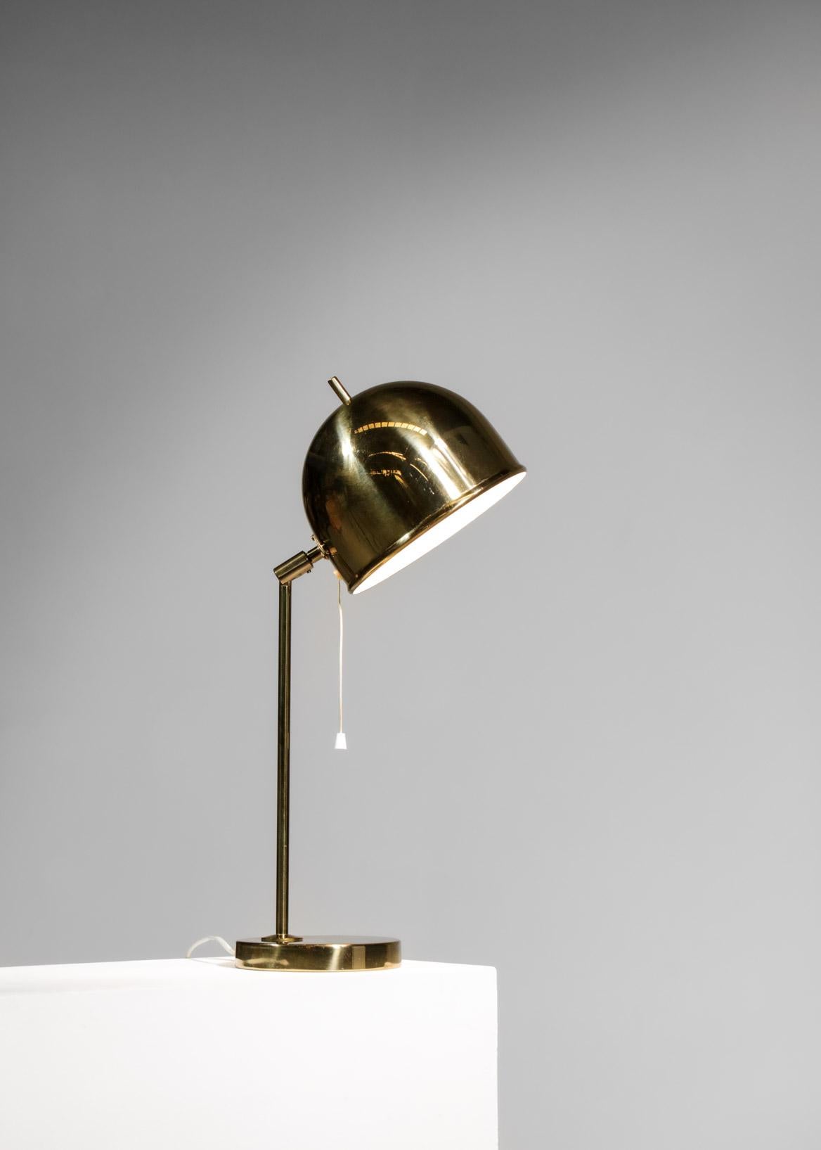 Mid-Century Modern Lampe de bureau ou de chevet des années 60 de l'éditeur suédois Bergbom en vente
