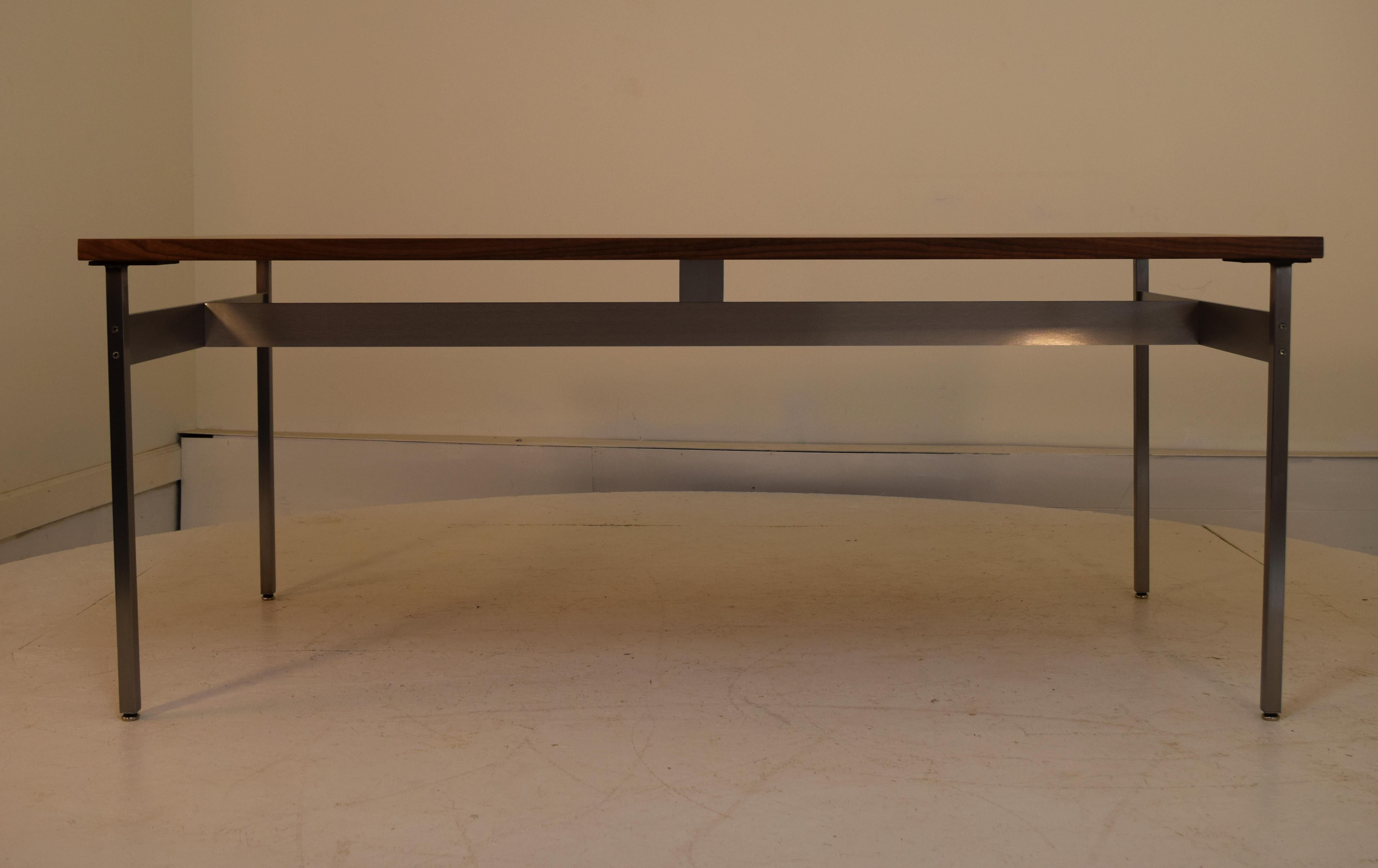 Mid-Century Modern Desk or Conference Table by Lehigh Leopold For Sale