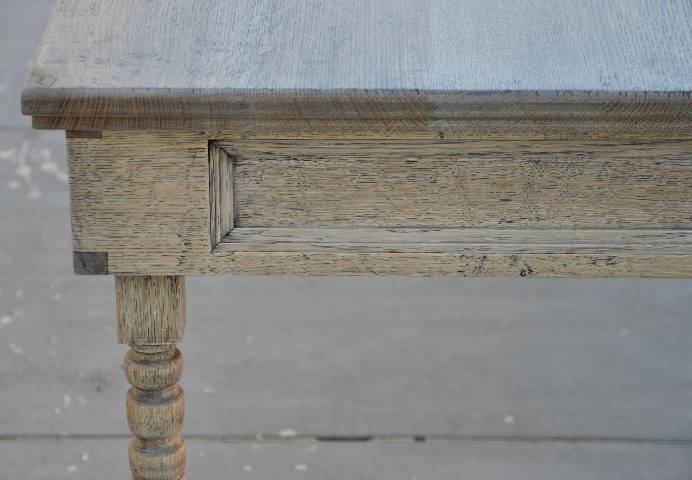 Desk or Console Table Made from Rift Sawn Oak In New Condition For Sale In Los Angeles, CA