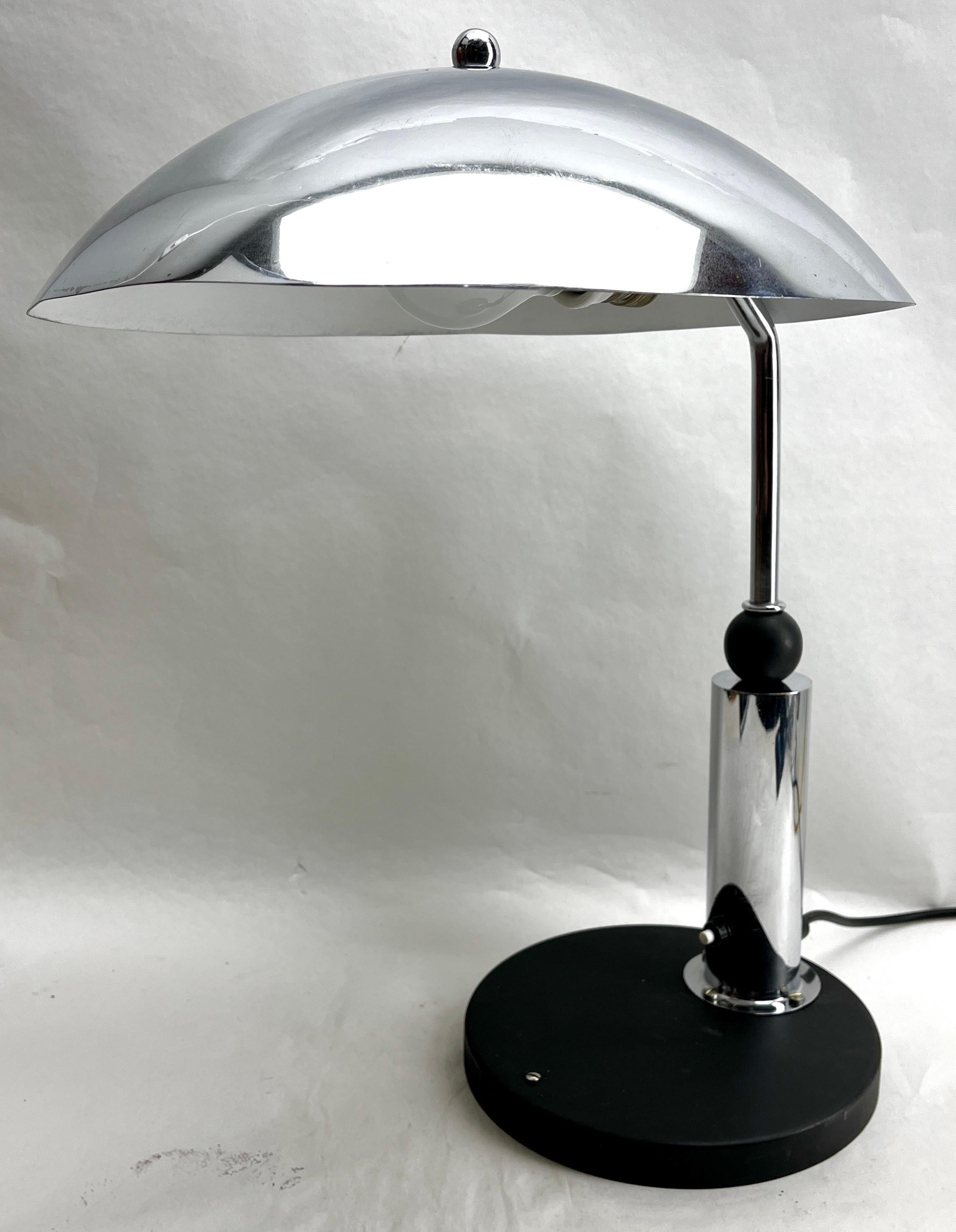  Desk or Side Table Lamp KMD (Daalderop) Tiel Netherlands in Bauhaus style 1930s For Sale 2