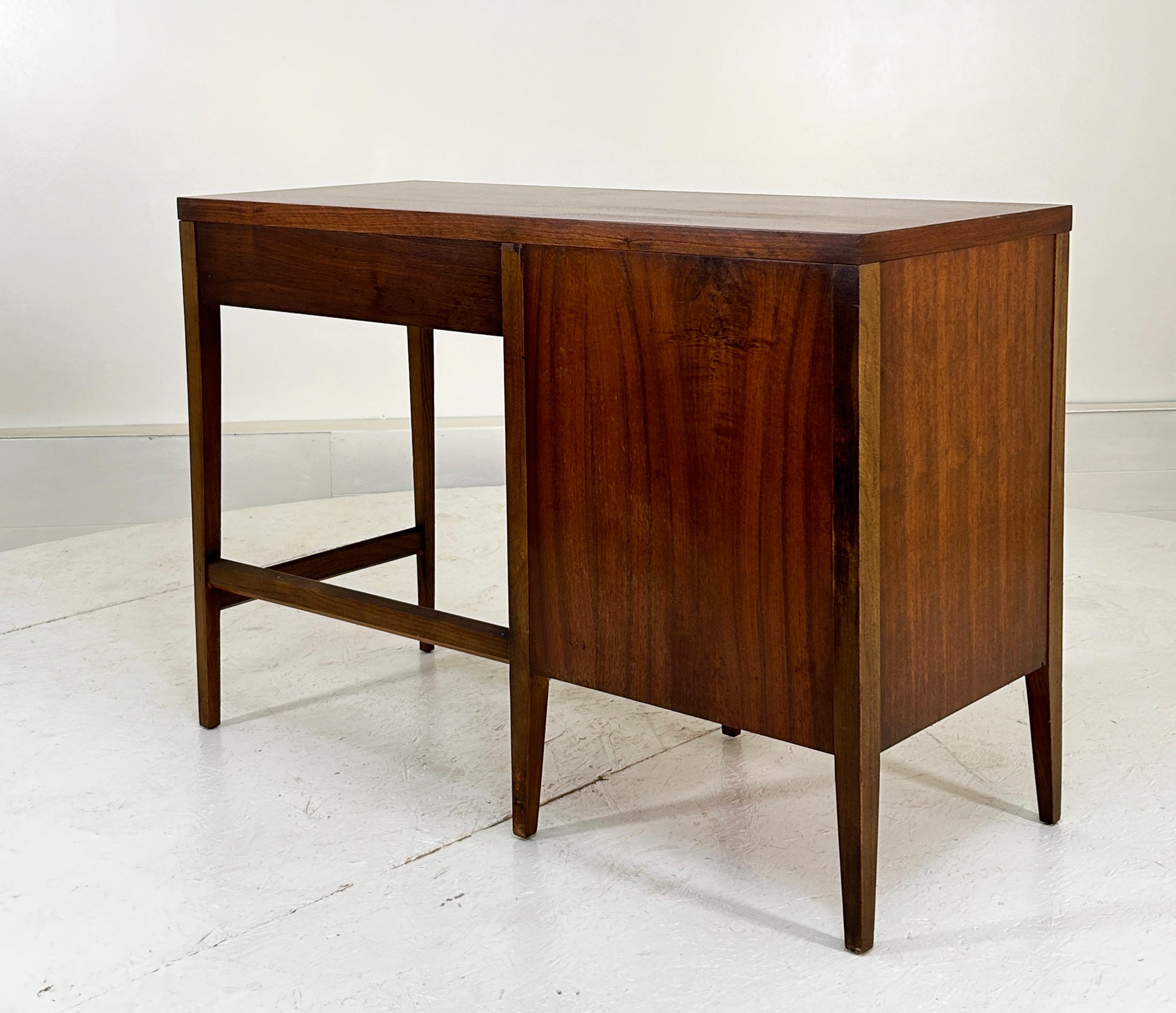 20th Century Desk or Vanity by Lane, Tuxedo series with chair For Sale