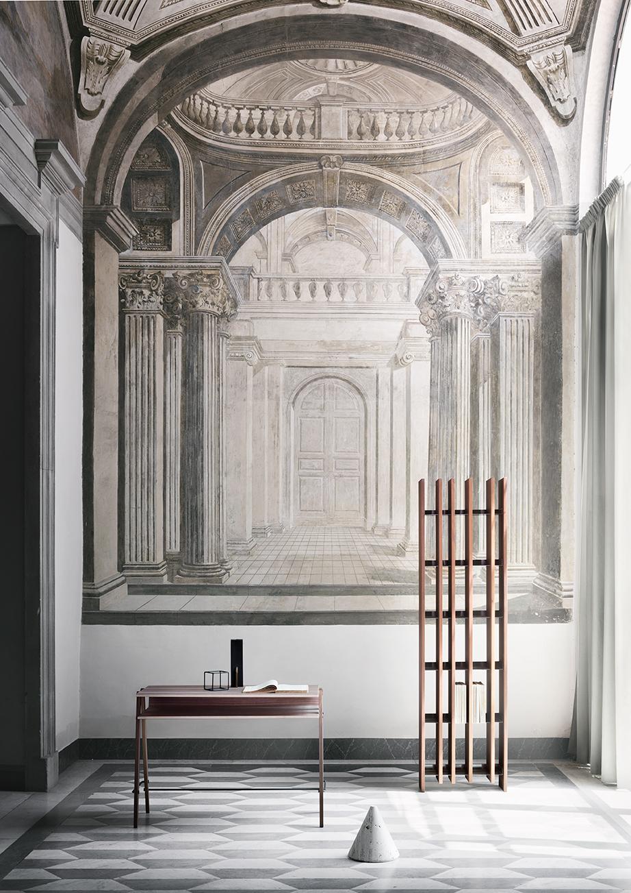Orlando is a home / office desk designed by designer MarCo Romanelli.
This desk has an essential, fine and robust structure that avoids any formal excess. A discreet and functional presence destined to last and bypass fashion.

Orlando is formed