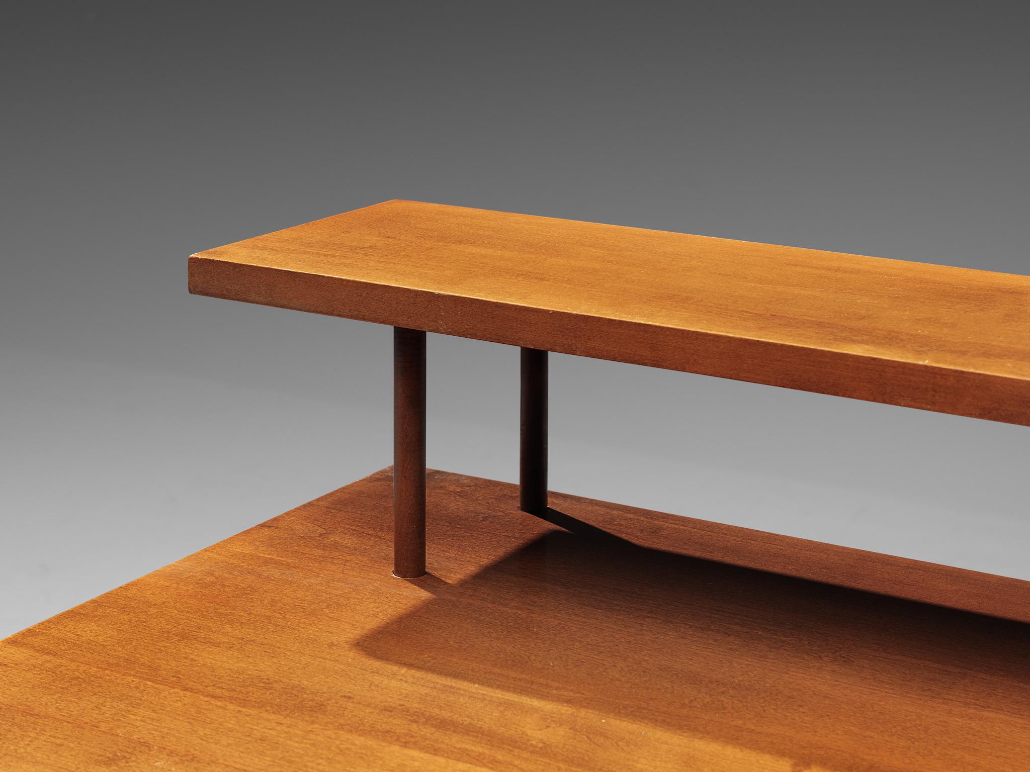 Mid-20th Century Desk Paul McCobb Desk in Maple, 1950s