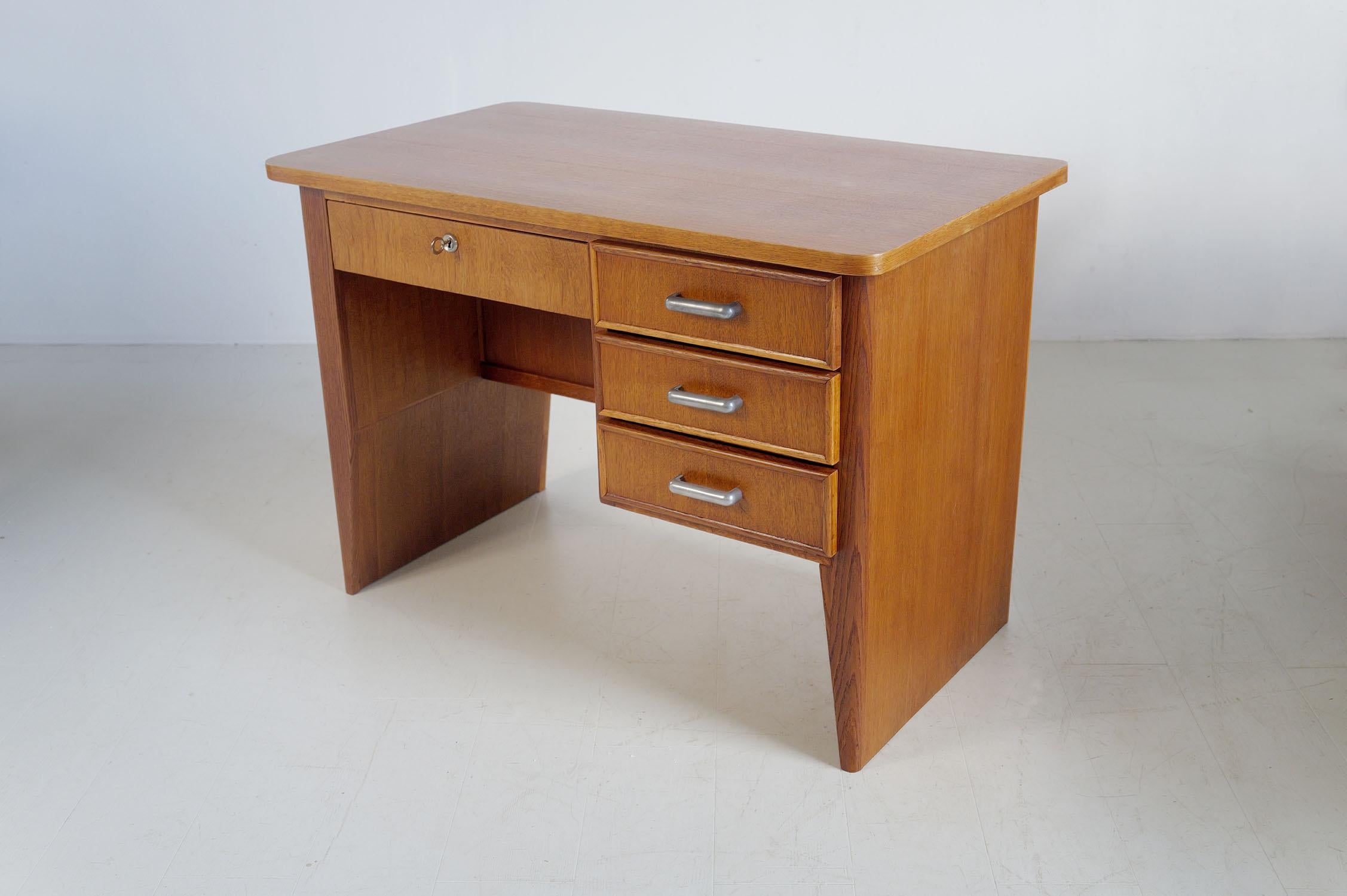 Schreibtisch RG302 von René Gabriel, Frankreich, 1949 (Moderne der Mitte des Jahrhunderts) im Angebot