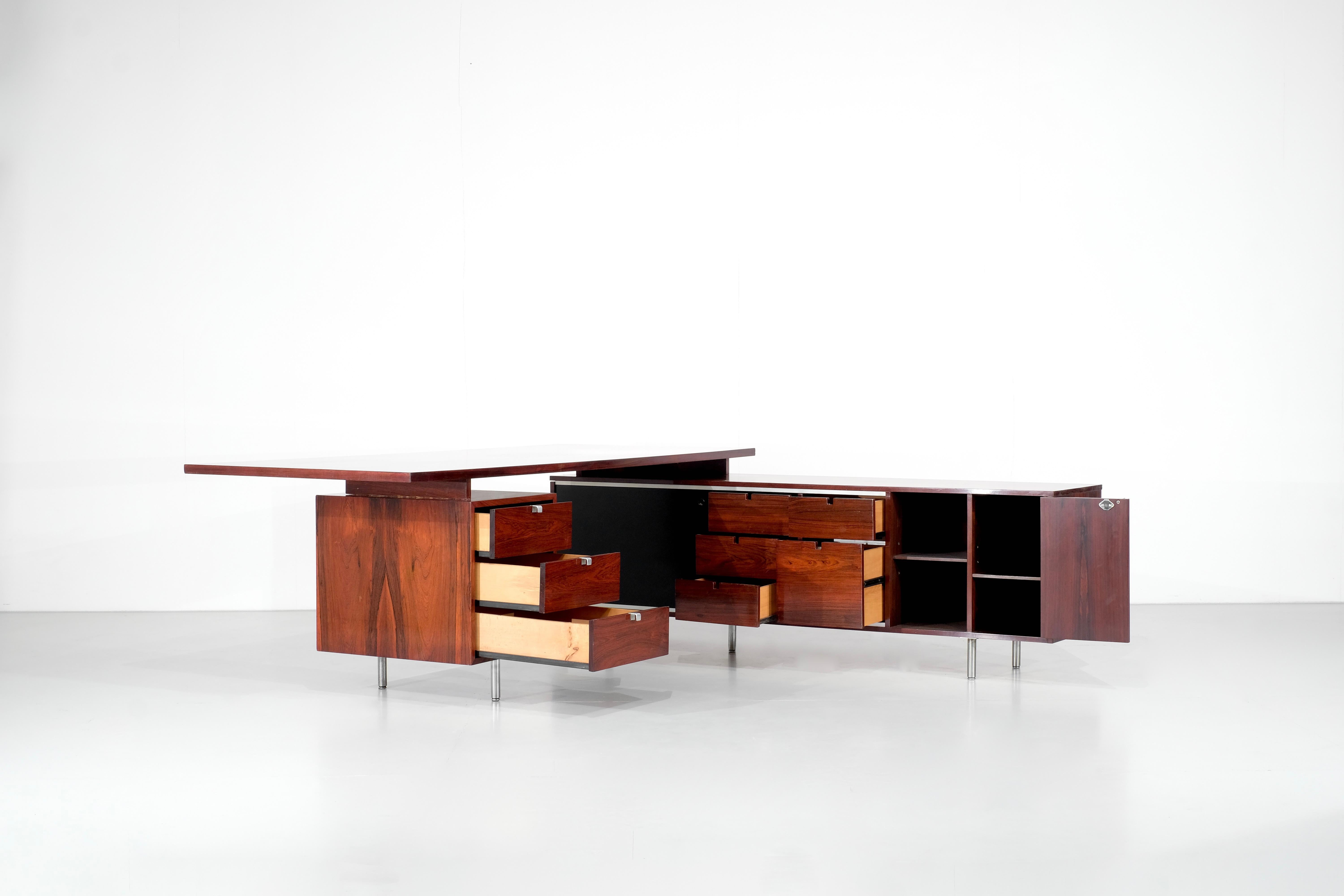 American Desk Series 9000 by George Nelson for Herman Miller, USA 1960s. For Sale