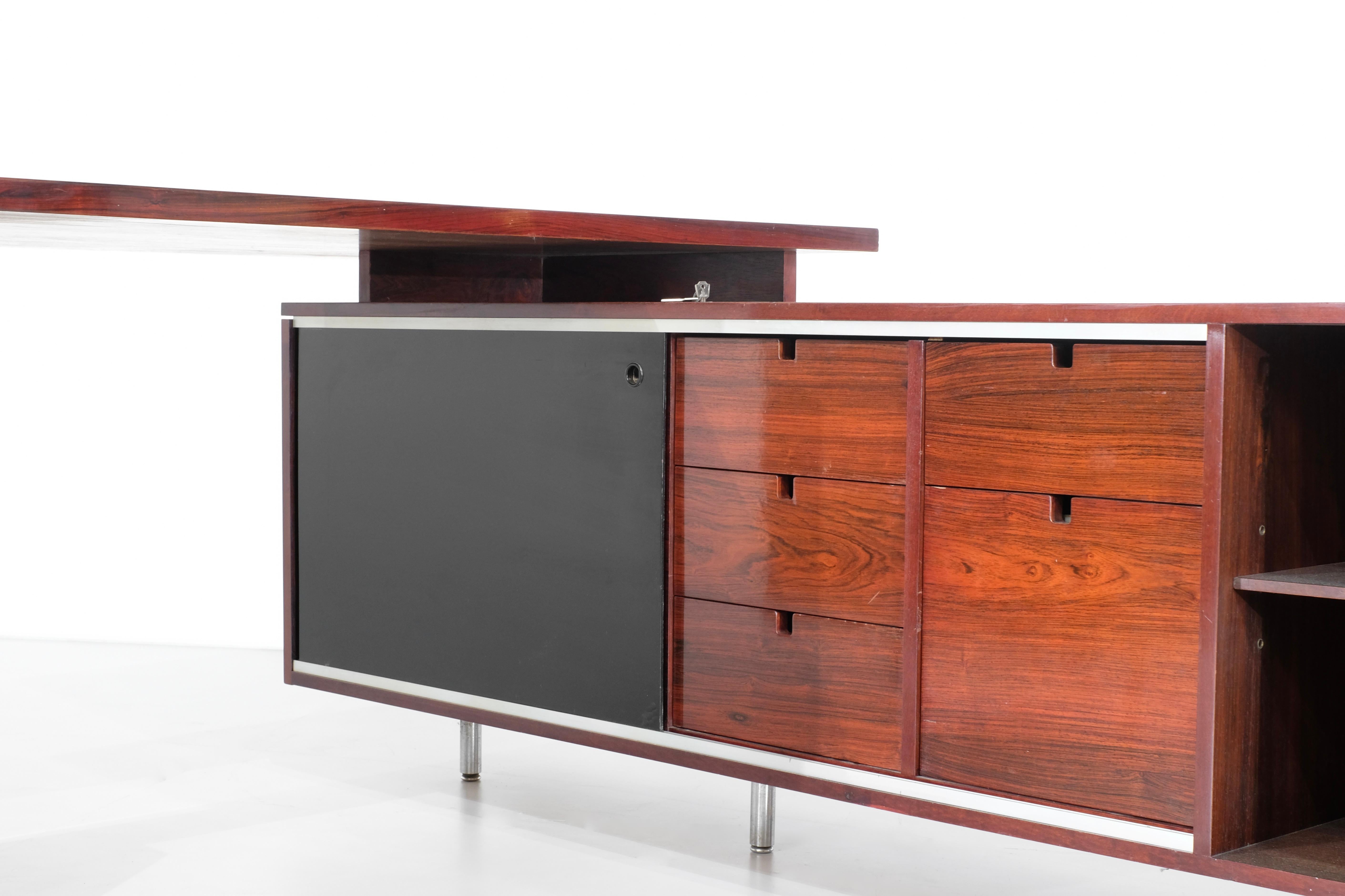 Metal Desk Series 9000 by George Nelson for Herman Miller, USA 1960s. For Sale
