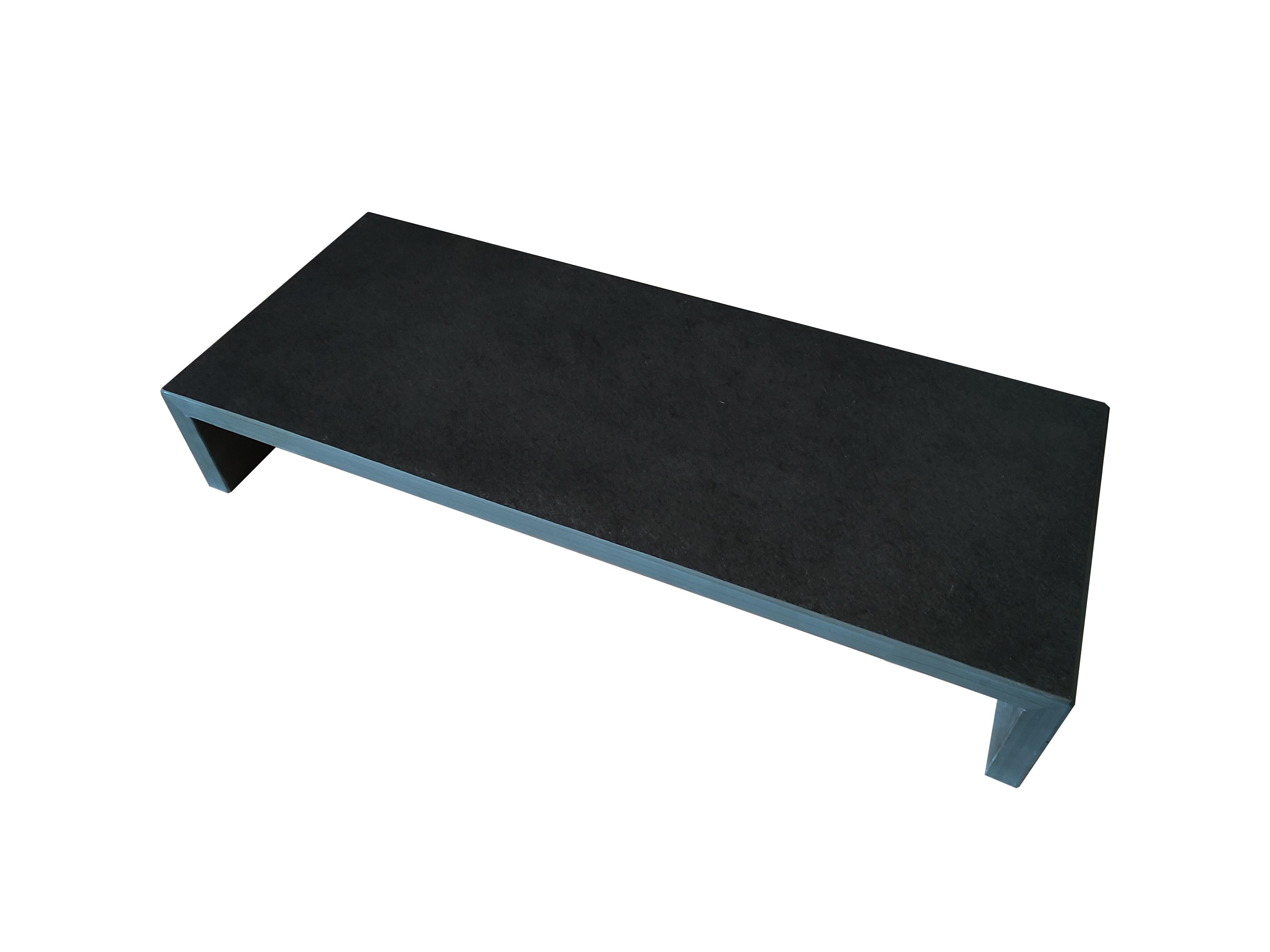 Schreibtisch-Set aus natürlichem Stein und schwarzem Schiefer, minimalistisches Design, handgefertigt in Spanien Meddel (Moderne) im Angebot