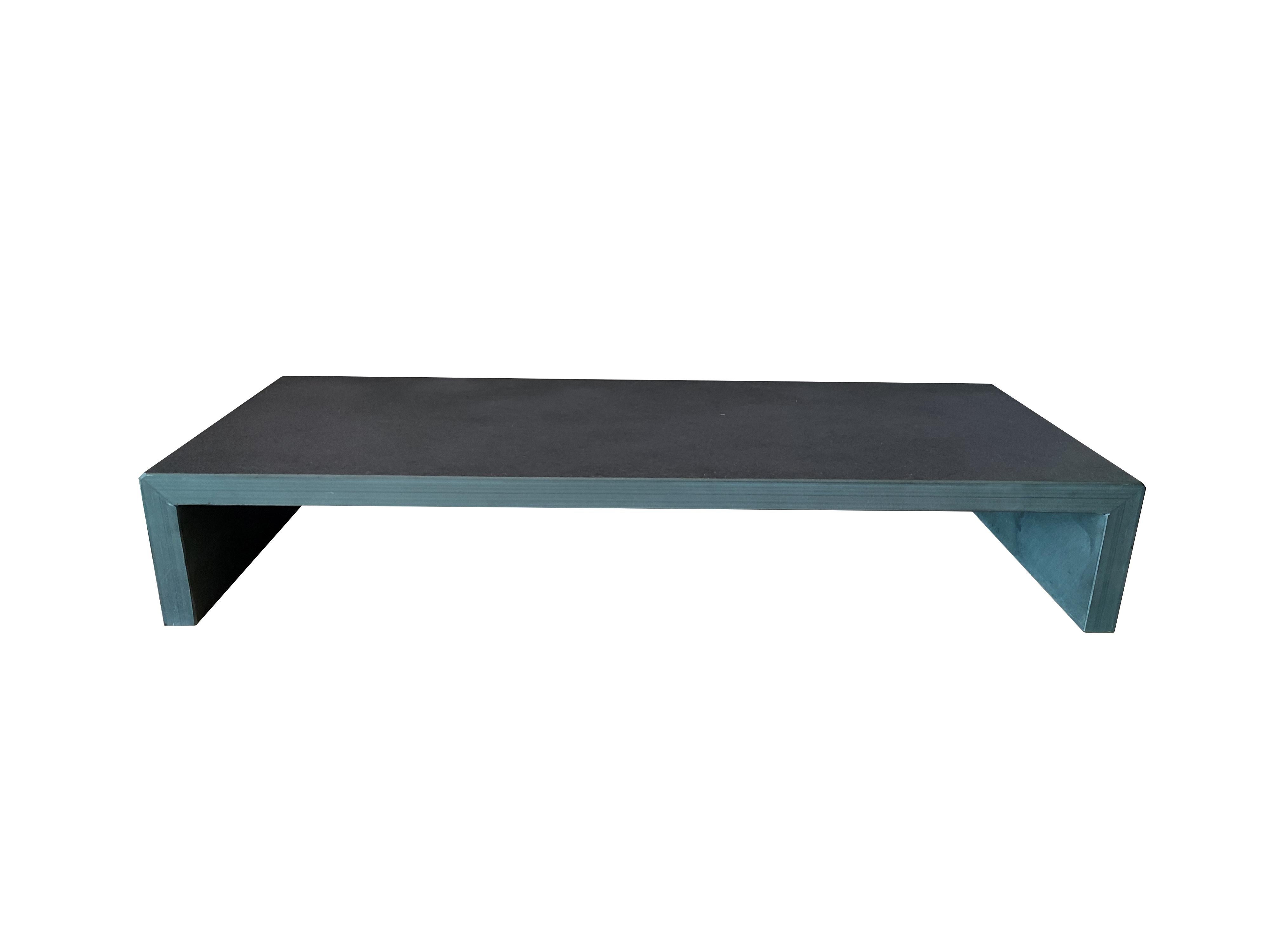 Schreibtisch-Set aus natürlichem Stein und schwarzem Schiefer, minimalistisches Design, handgefertigt in Spanien Meddel im Zustand „Neu“ im Angebot in VALVERDE DEL MAJANO, CL