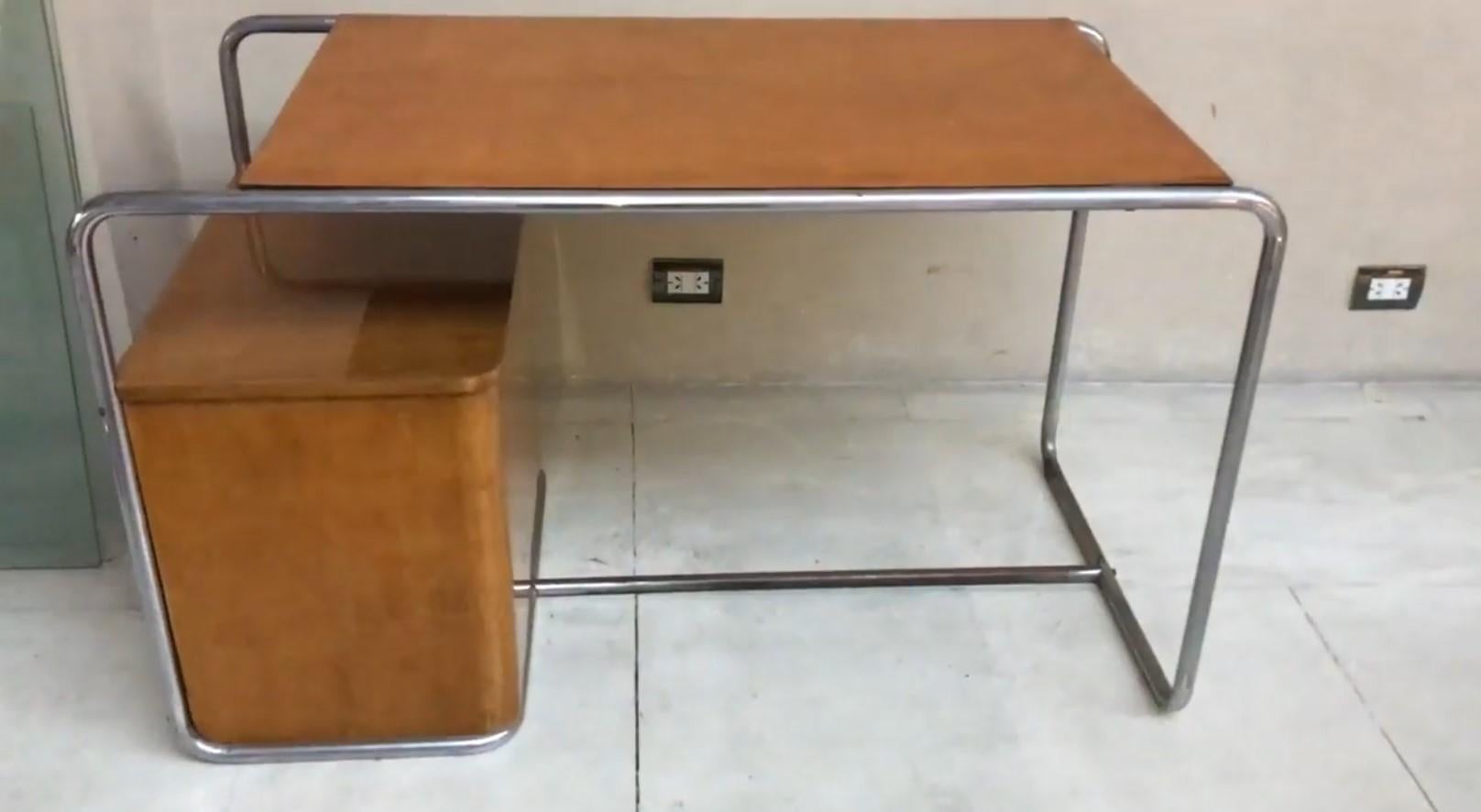 Desk Style Art Deco in Wood and chrome, 1940, Made in Germany For Sale 5