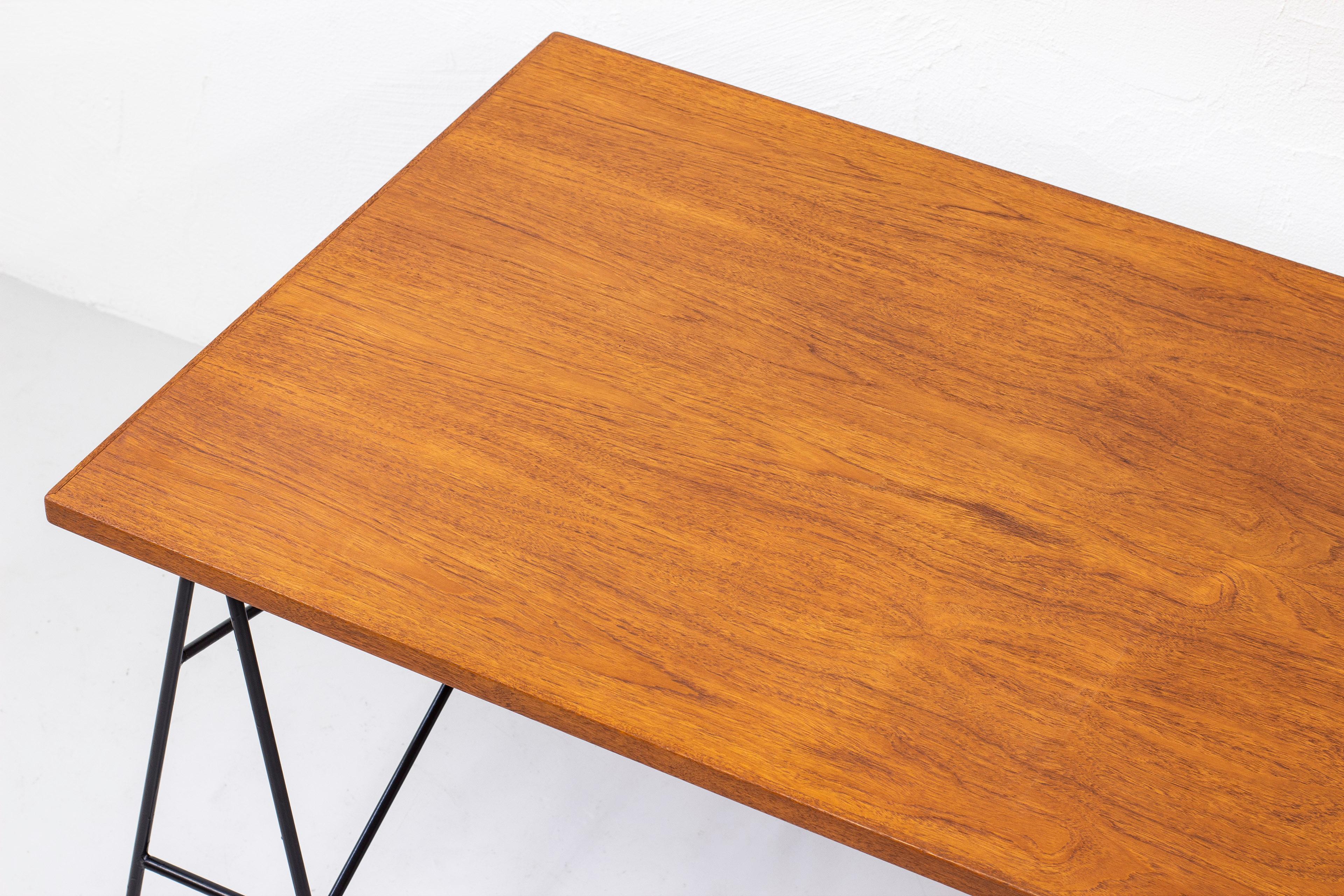 Desk /Table by Bengt Johan Gullberg, Metal and Teak, Sweden, 1950s In Good Condition For Sale In Hägersten, SE