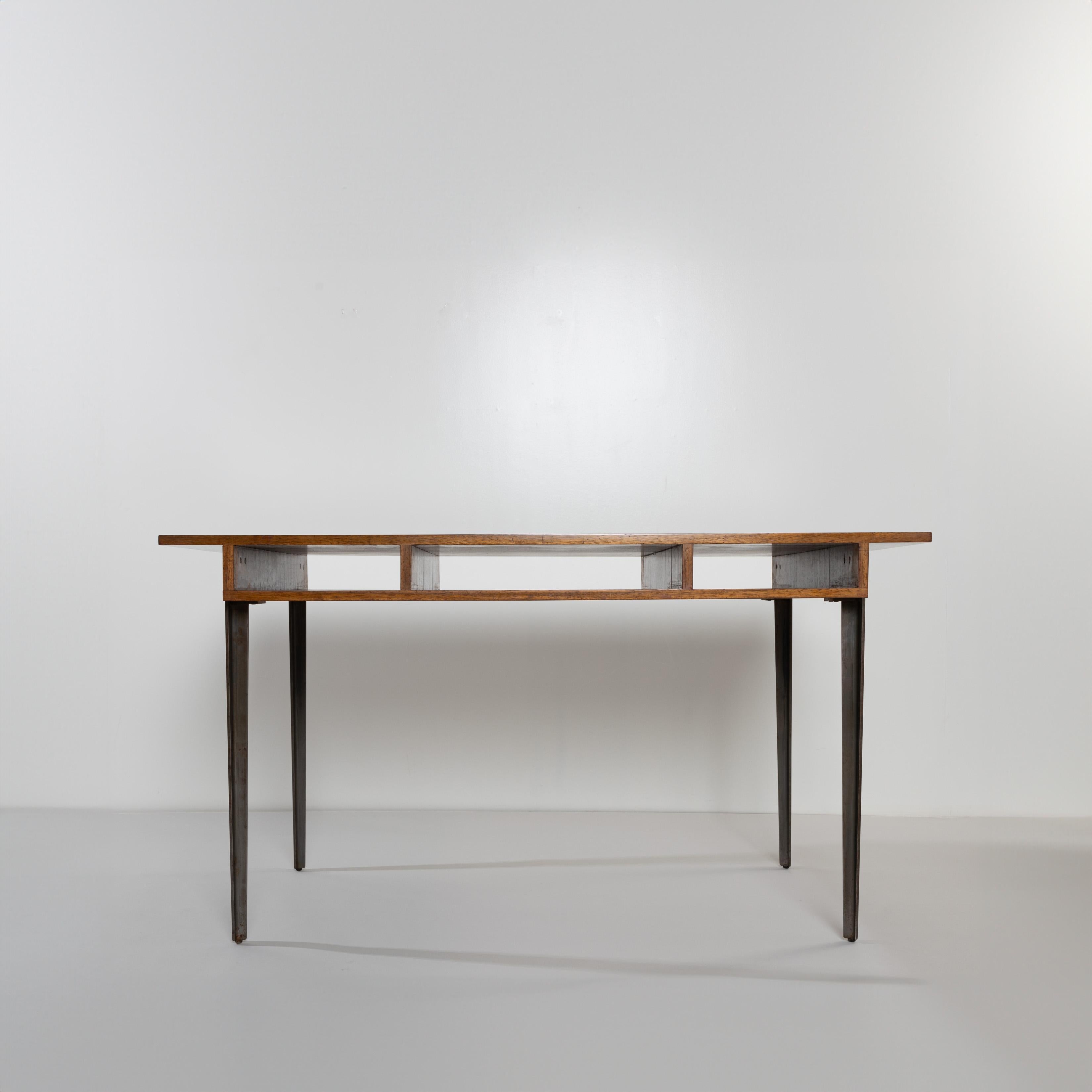 Desk table called “Gerard Philipe” by Jules Wabbes For Sale 3