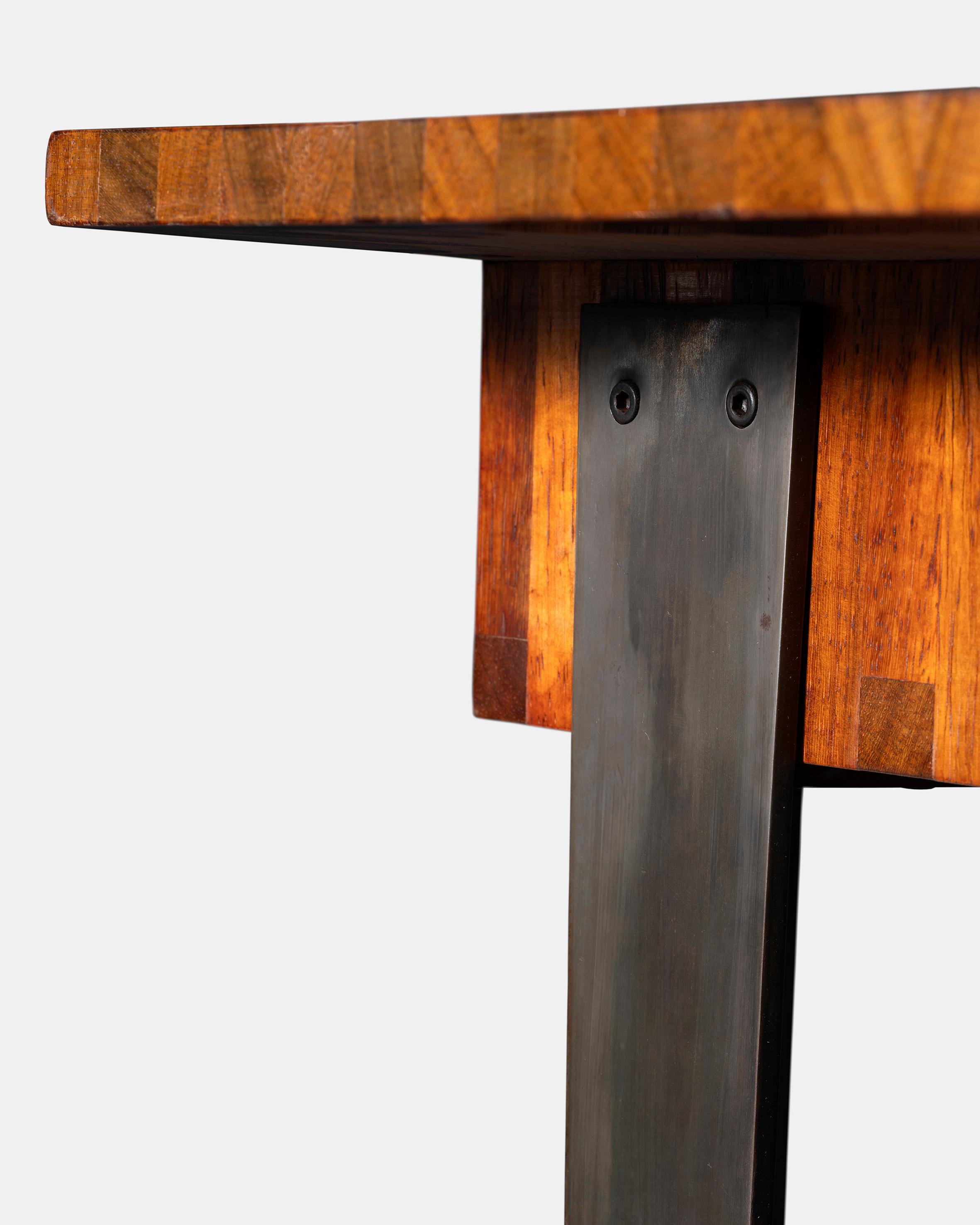 Desk table called “Gerard Philipe” by Jules Wabbes In Good Condition For Sale In Uccle, BE
