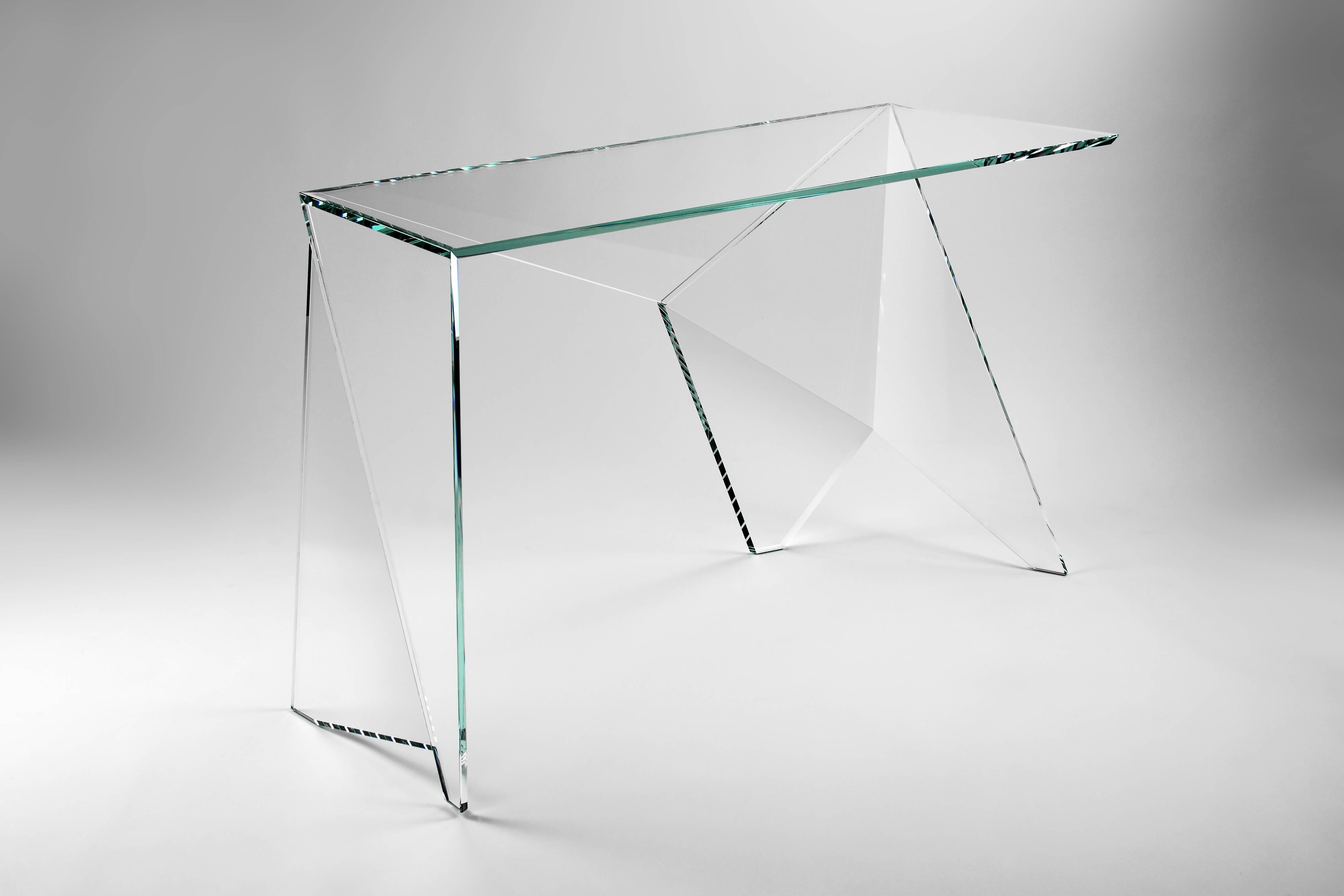 Schreibtisch oder Schreibtisch aus Glas und Kristall in geometrischer Form mit Sammlerdesign, Italien (Handgefertigt) im Angebot