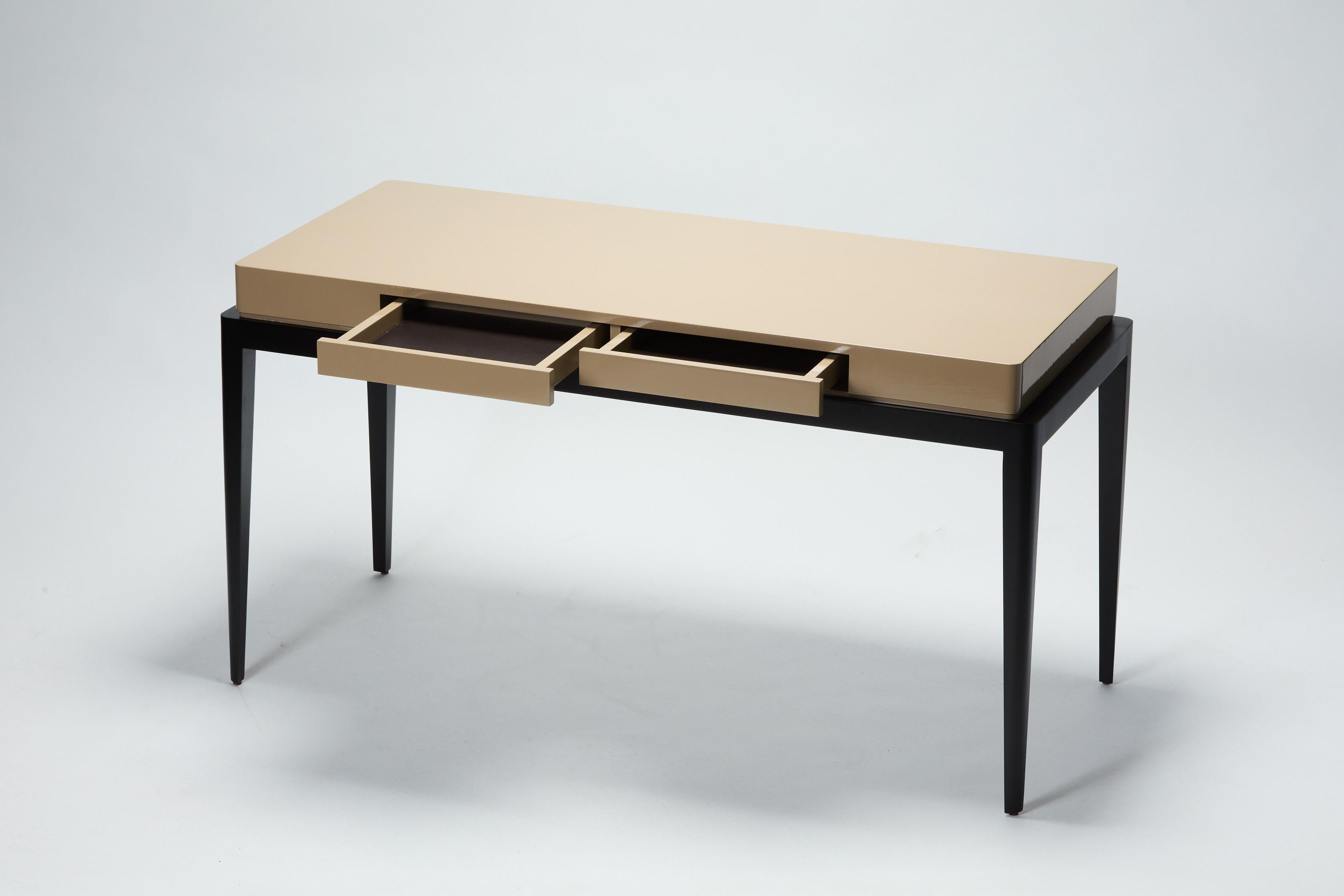 Minimalist Desk, TARA by Reda Amalou, 2019, Beige Lacquer Top, Walnut, 140 cm For Sale