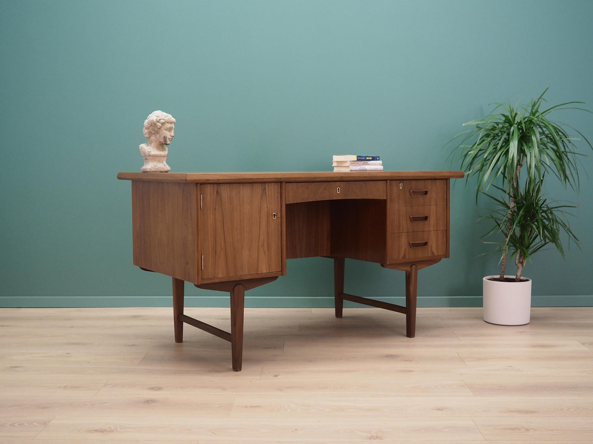 Scandinavian Modern Desk Teak, Danish Design, 1960s For Sale