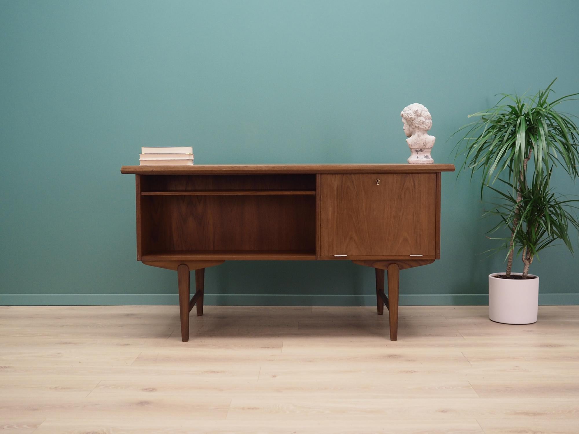 Desk Teak, Danish Design, 1960s For Sale 2